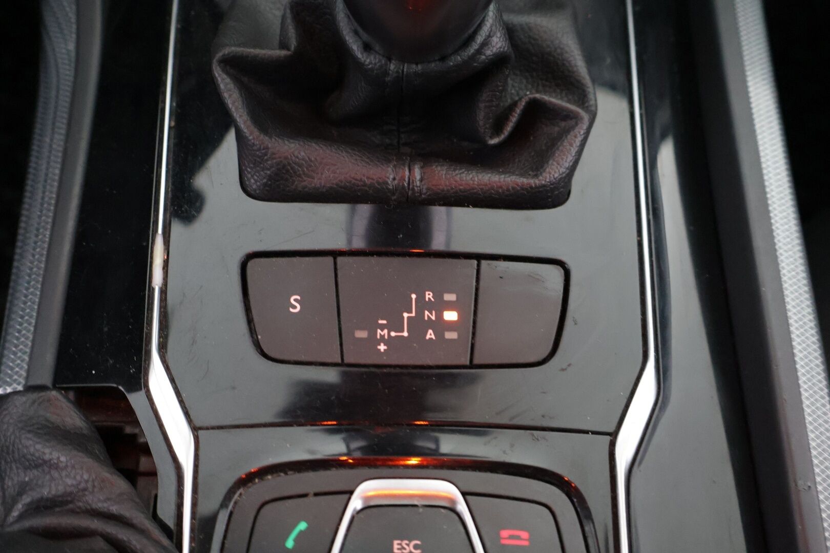 Peugeot 508 2011 508 Farmari (AC) 4ov 1560cm3 A** YritysOutlet - Myydään vain yrityksille - Lohko | Vakkari | 2x Renkaat | Navi | Lasikatto