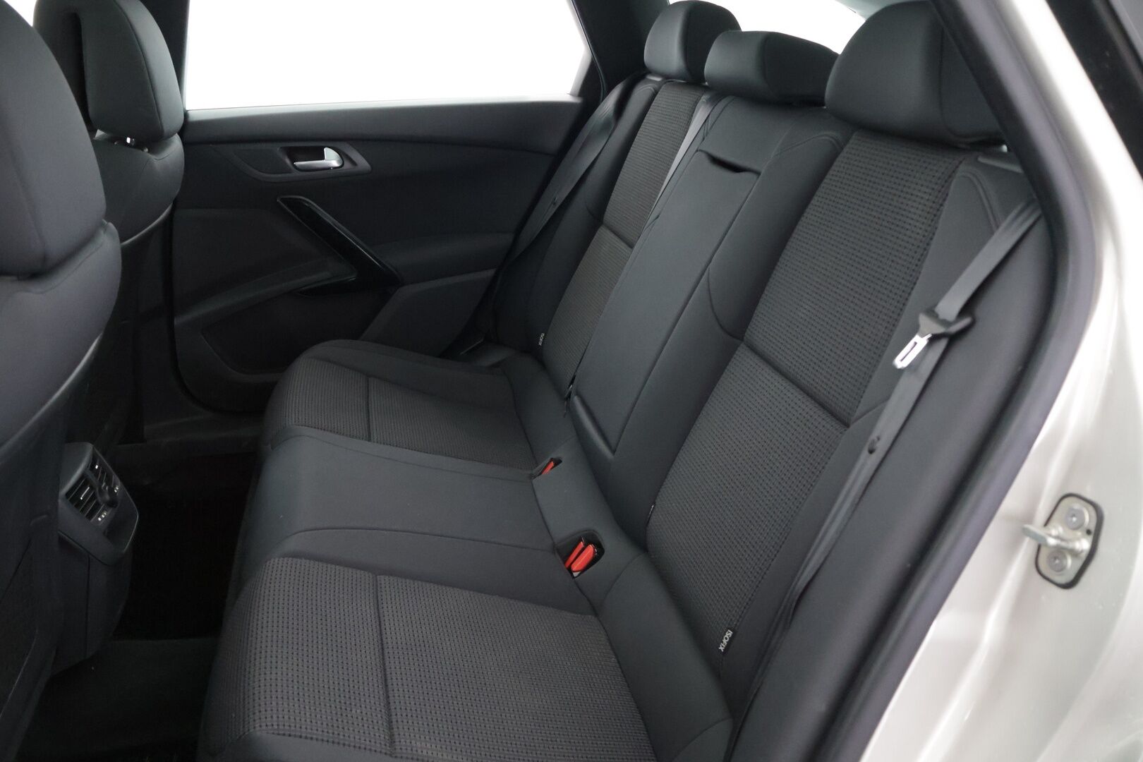 Peugeot 508 2011 508 Farmari (AC) 4ov 1560cm3 A** YritysOutlet - Myydään vain yrityksille - Lohko | Vakkari | 2x Renkaat | Navi | Lasikatto