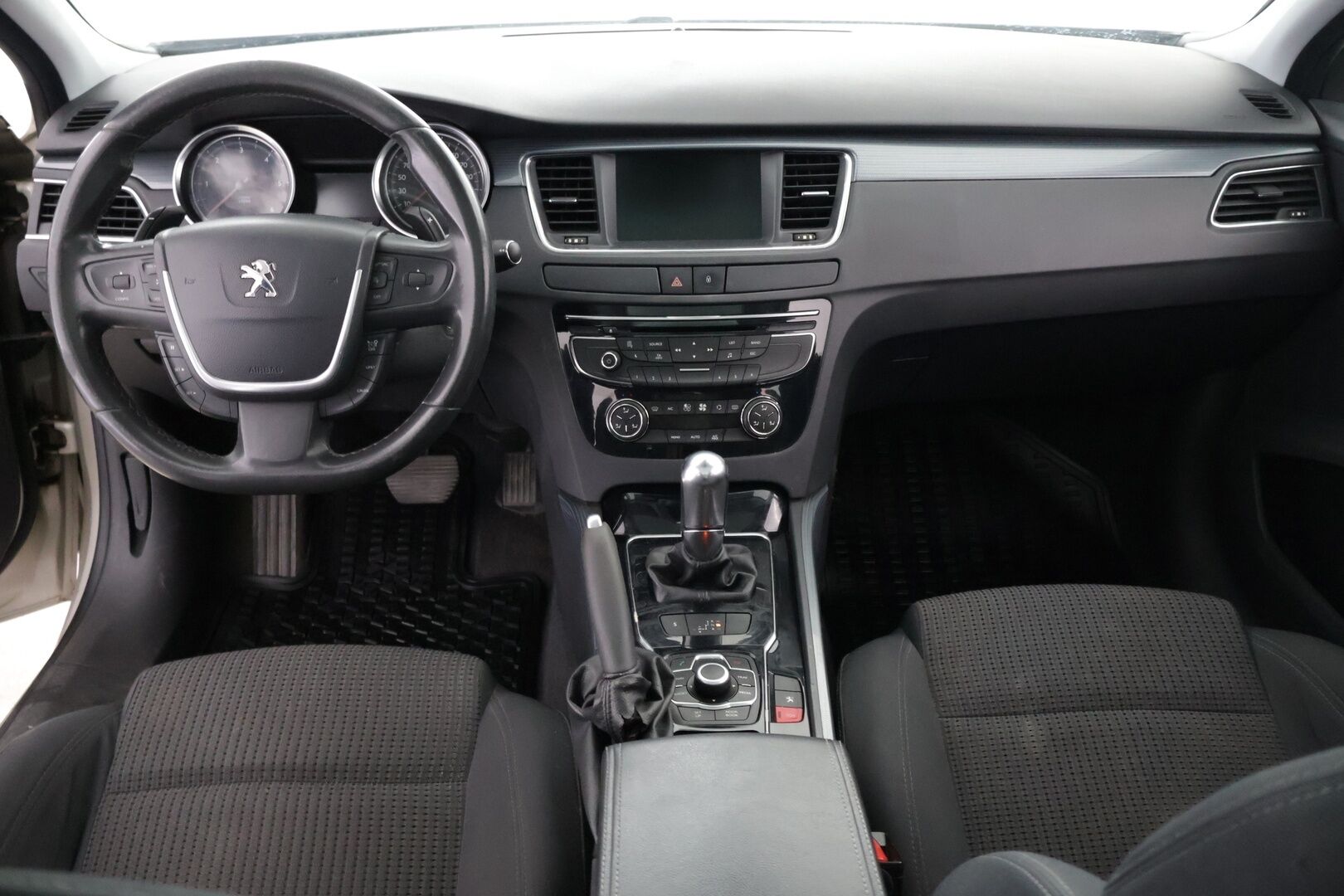 Peugeot 508 2011 508 Farmari (AC) 4ov 1560cm3 A** YritysOutlet - Myydään vain yrityksille - Lohko | Vakkari | 2x Renkaat | Navi | Lasikatto
