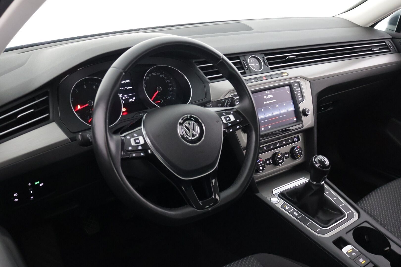 Volkswagen Passat 2015 Variant Trendline 1,4 TSI 92 kW (125 hv) BlueMotion Technology *Ledit / Vakkari / Navi / lohko!* - *Ledit / Vakkari / Navi / lohko!*