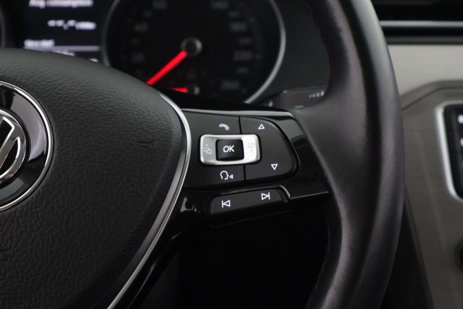 Volkswagen Passat 2015 Variant Trendline 1,4 TSI 92 kW (125 hv) BlueMotion Technology *Ledit / Vakkari / Navi / lohko!* - *Ledit / Vakkari / Navi / lohko!*