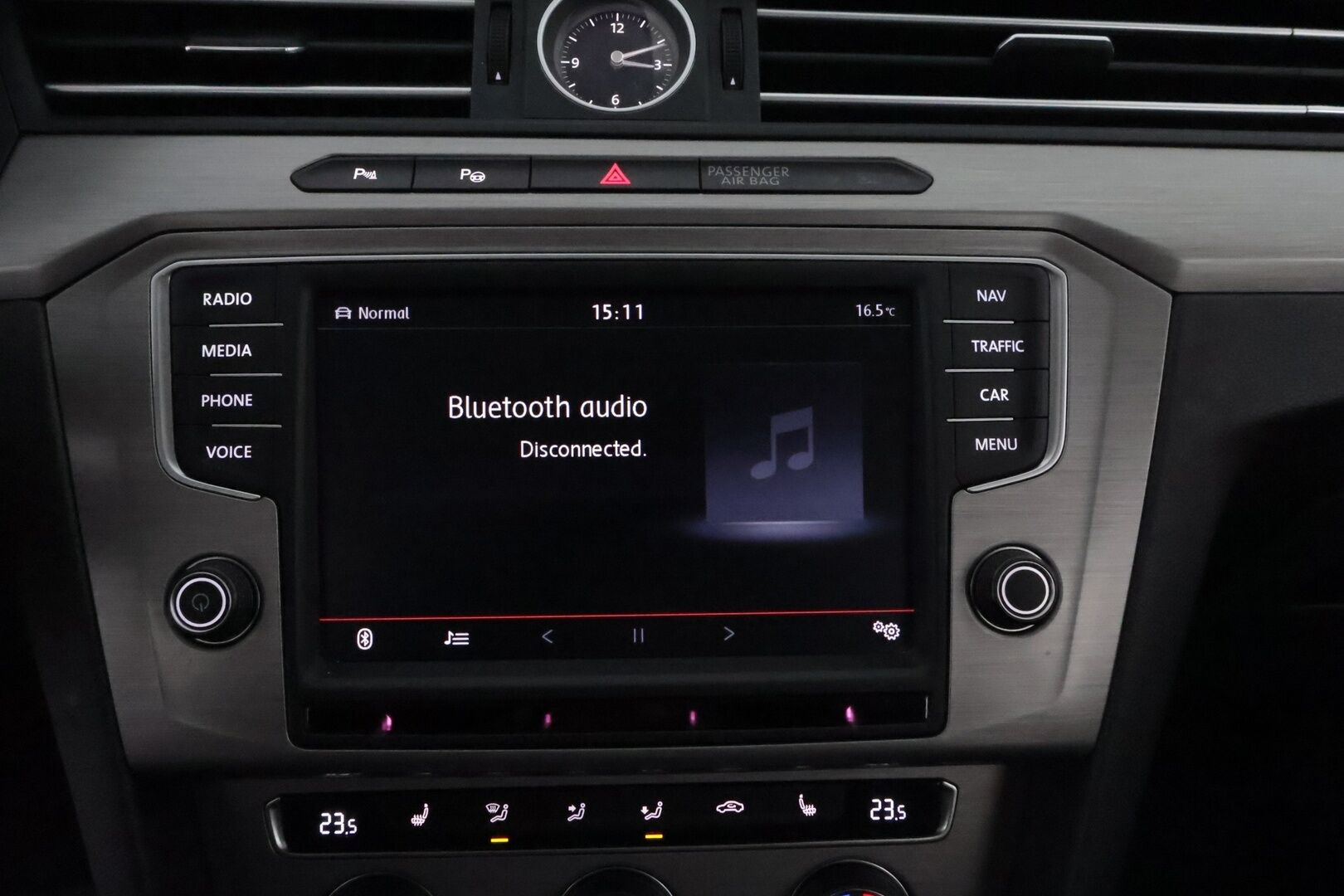 Volkswagen Passat 2015 Variant Trendline 1,4 TSI 92 kW (125 hv) BlueMotion Technology* Vakkari / Lohkolämmitin / LED / P-tutkat / Navi * - Siisti yksilö / Juuri saapunut Tampereelle!