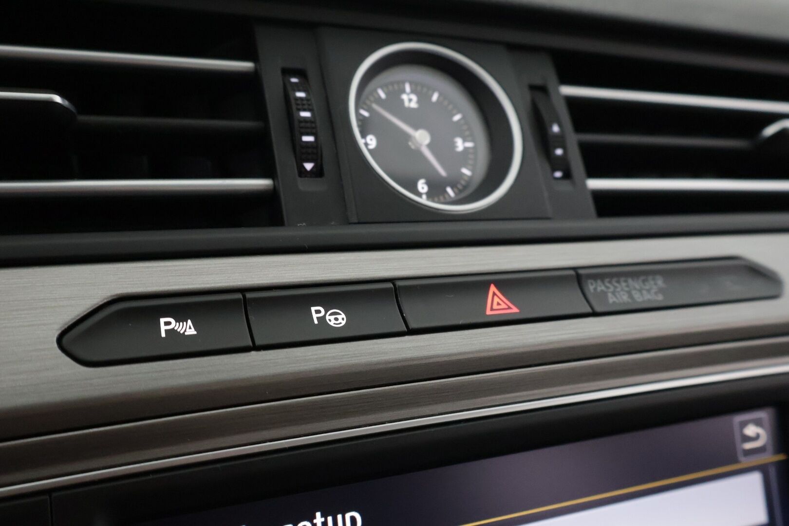 Volkswagen Passat 2015 Variant Trendline 1,4 TSI 92 kW (125 hv) BlueMotion Technology *Ledit / Vakkari / Navi / lohko!* - *Ledit / Vakkari / Navi / lohko!*