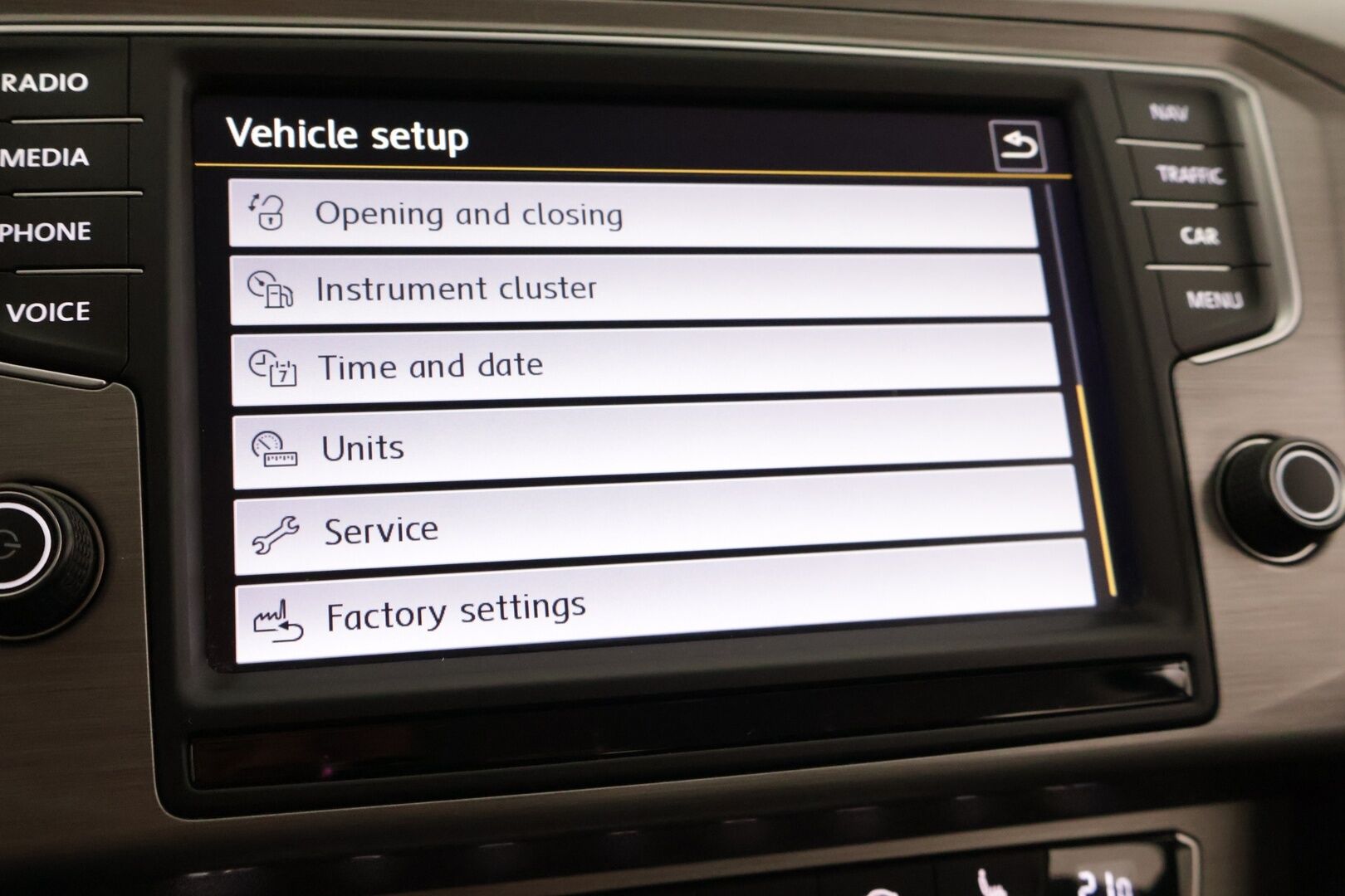 Volkswagen Passat 2015 Variant Trendline 1,4 TSI 92 kW (125 hv) BlueMotion Technology *Ledit / Vakkari / Navi / lohko!* - *Ledit / Vakkari / Navi / lohko!*