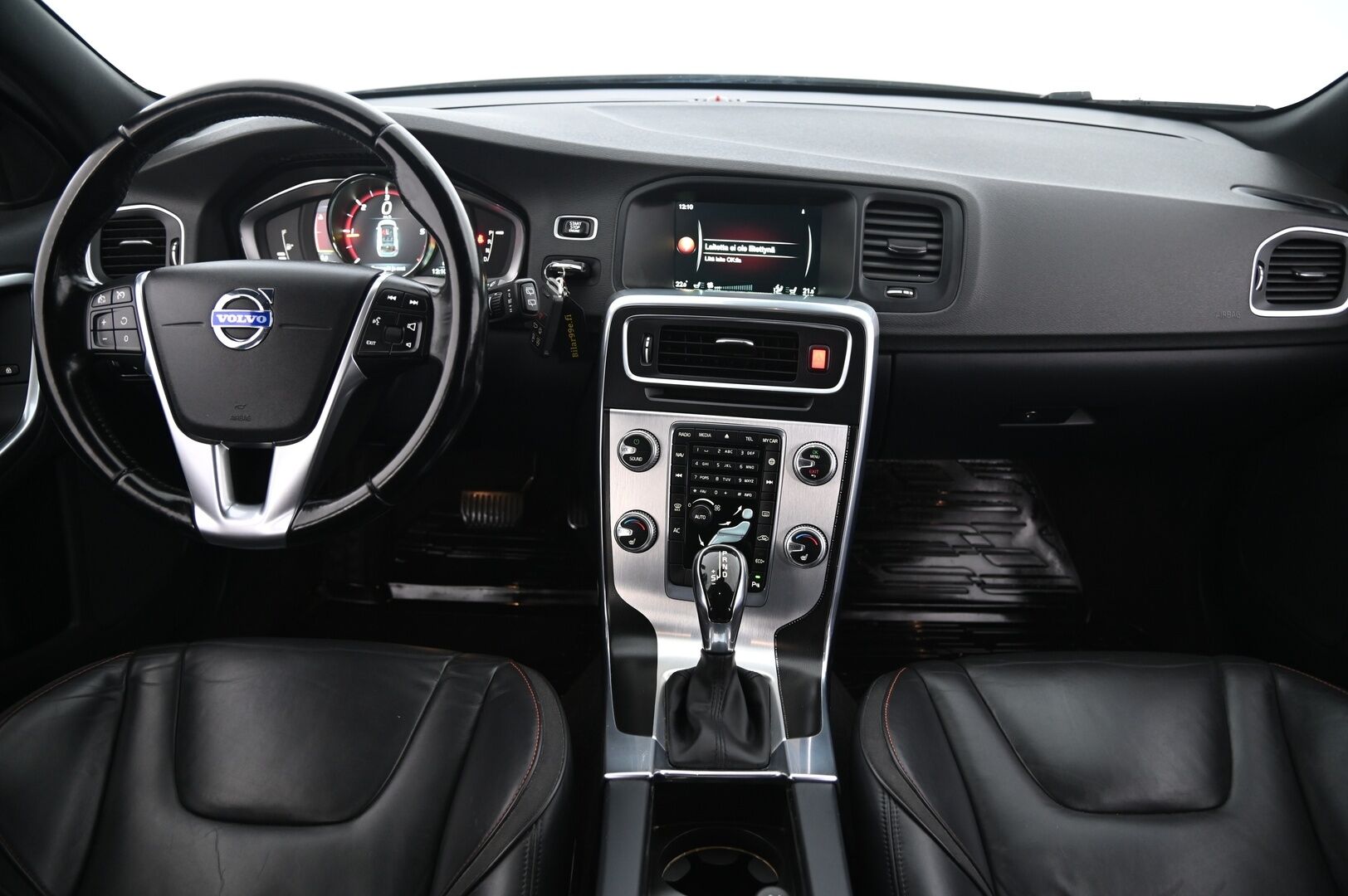 Volvo V60 2015 D4 Ocean Race Business aut *YritysOutlet - Myydään vain yrityksille*