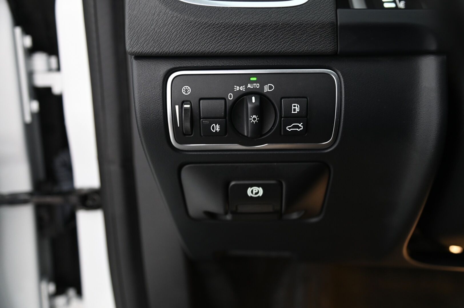 Volvo V60 2015 D4 Ocean Race Business aut *YritysOutlet - Myydään vain yrityksille*