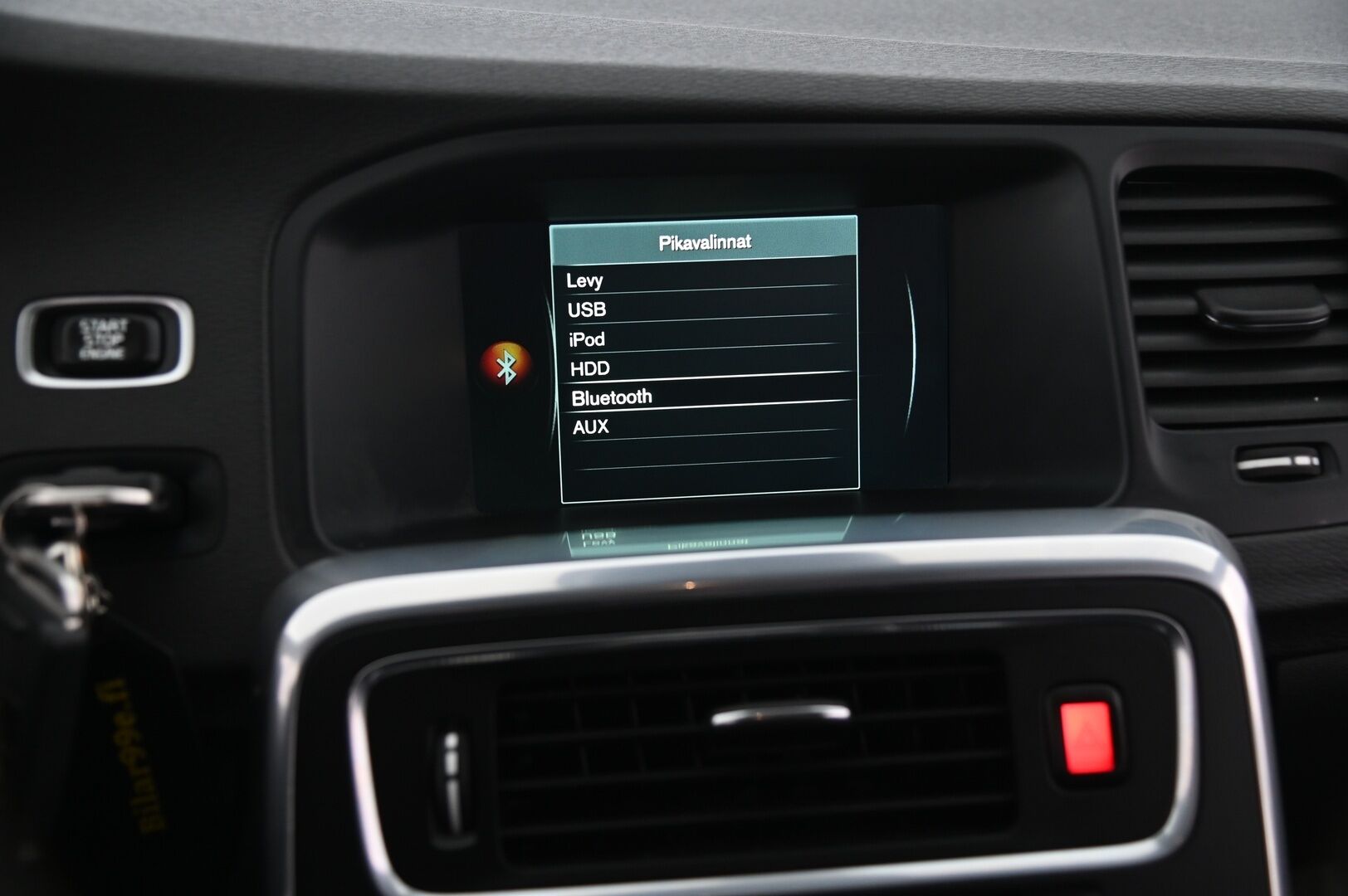 Volvo V60 2015 D4 Ocean Race Business aut *YritysOutlet - Myydään vain yrityksille*