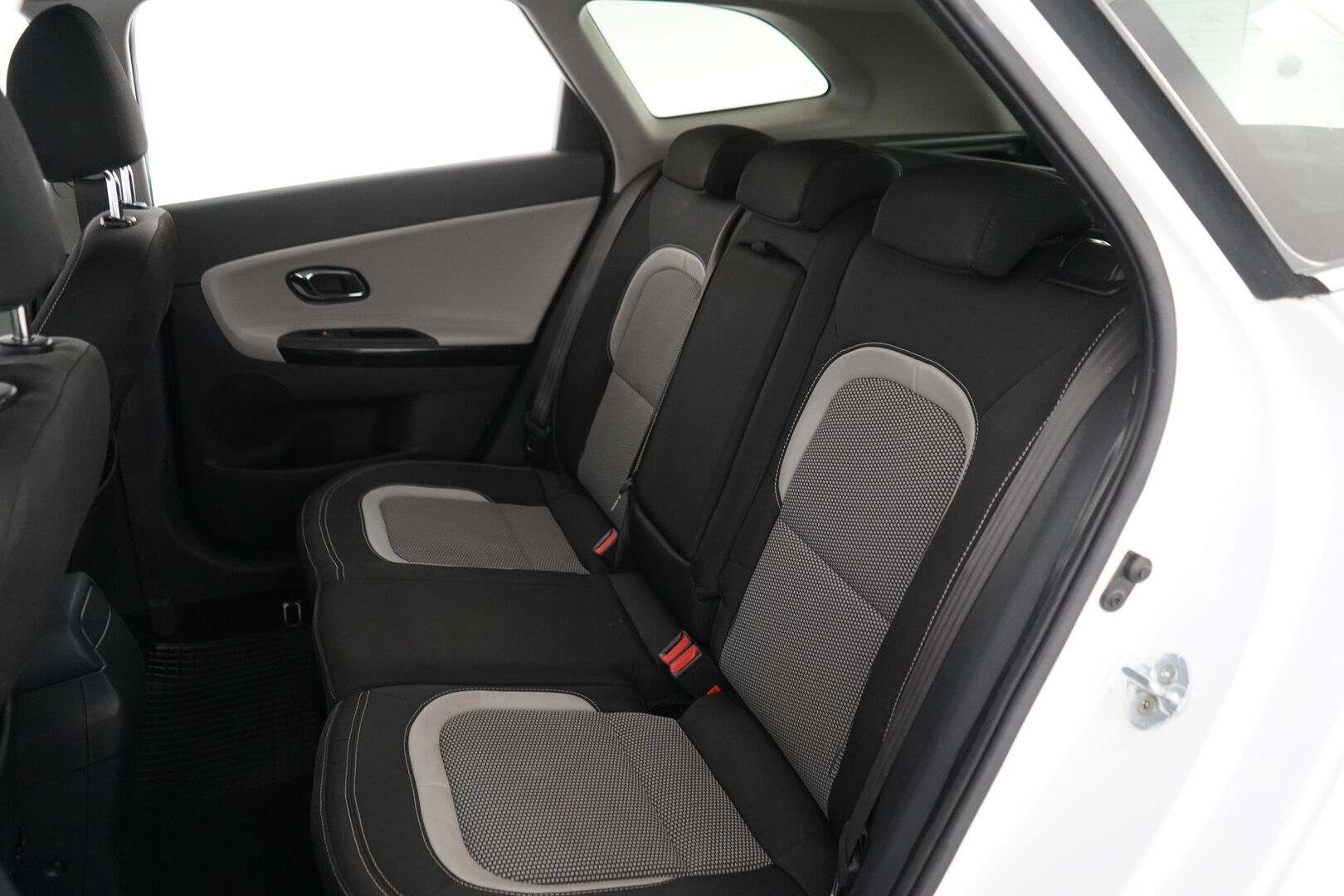 Kia cee'd 2015 1,6 ISG EX SW EcoDynamics *Ratinlämmitin / Kamera / Lohko / Cruise* - Suomi-auto / Kahdet hyvät renkaat / Viimeisin huolto 195tkm