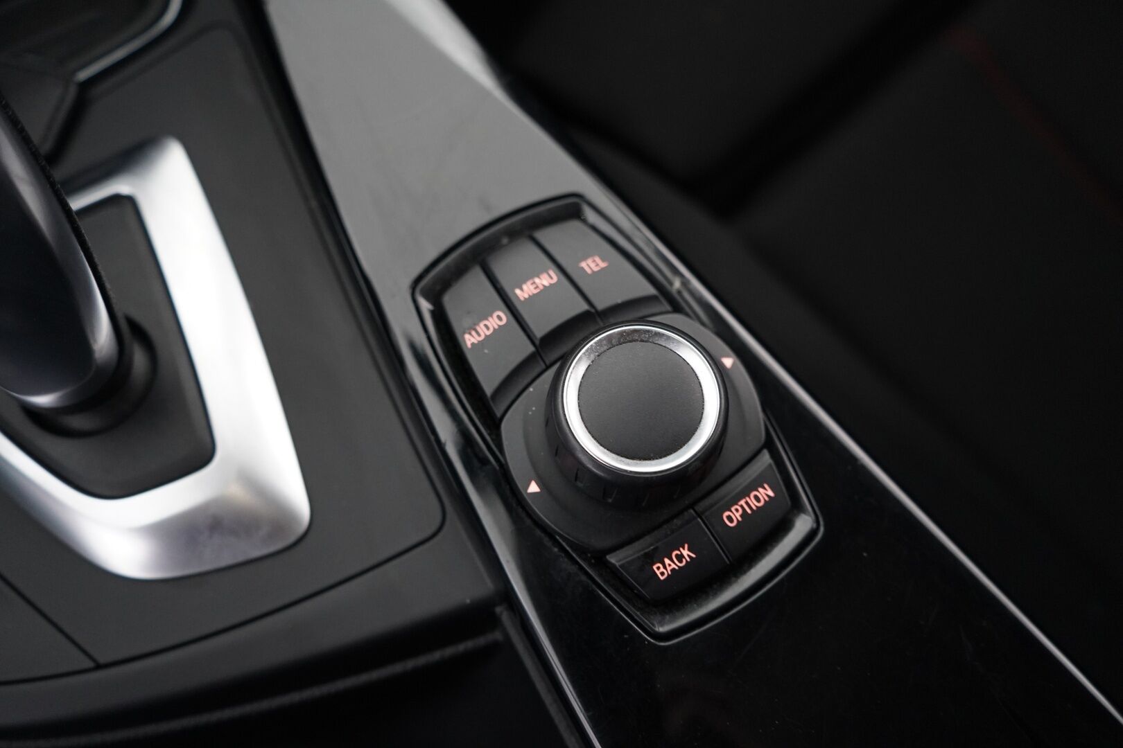 BMW 320 2015 F30 Sedan 320d TwinPower Turbo A xSport Edition * Koukku / Vakkari / Bluetooth / Penkinlämmittimet / Lohko * - Suomi-auto / Juuri katsastettu / Kahdet OEM vanteet / Viimeisin huolto 184tkm