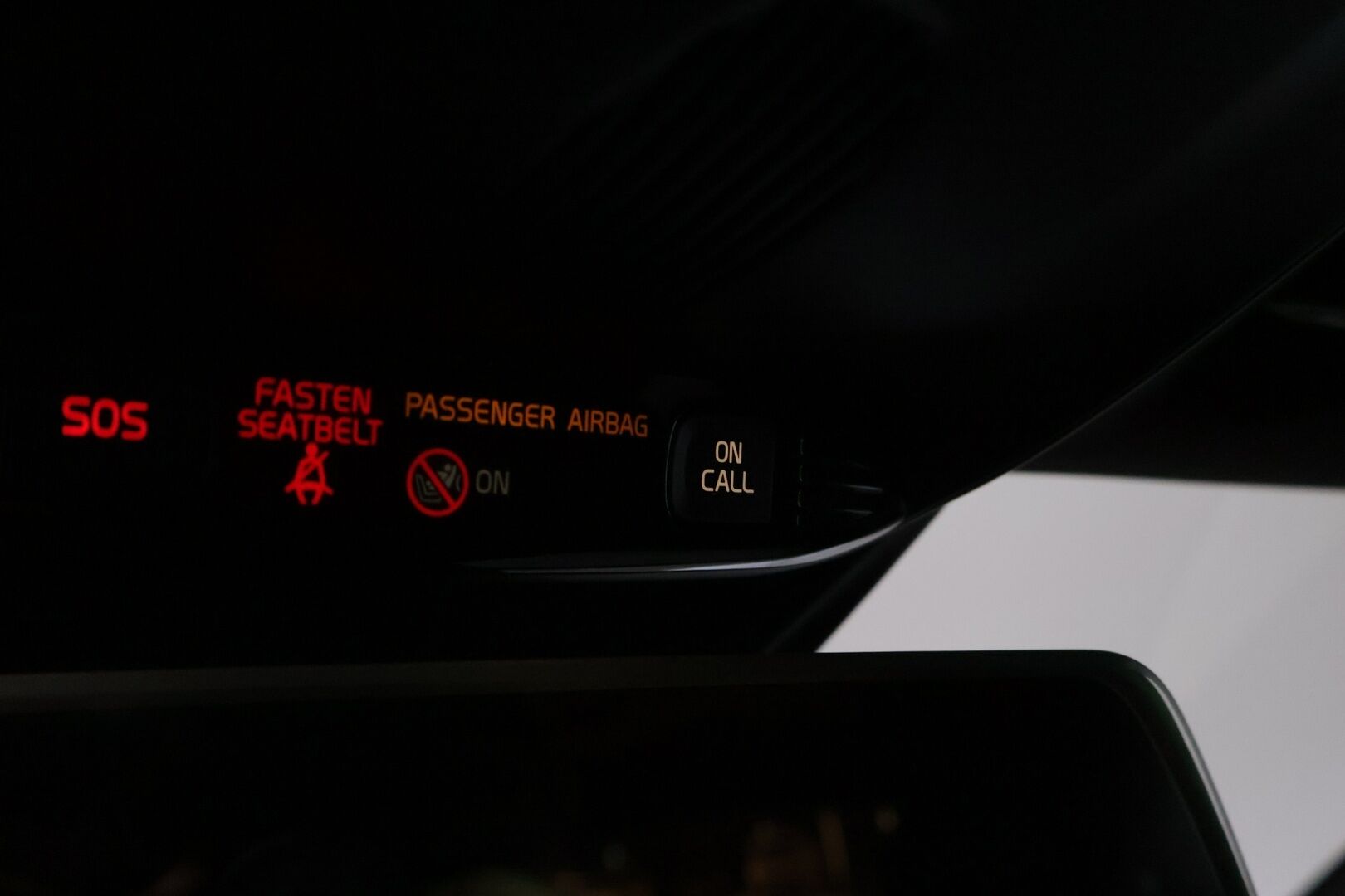 Volvo V40 Cross Country 2015 T5 AWD Business Ocean Race Polestar aut *Webasto / Adapt.Vakkari / VOC / BLIS / Navi / Koukku* - Suomiauto / Hyvä huoltohistoria / Kahdet Volvon alumiinivanteet / Hyvät nastarenkaat