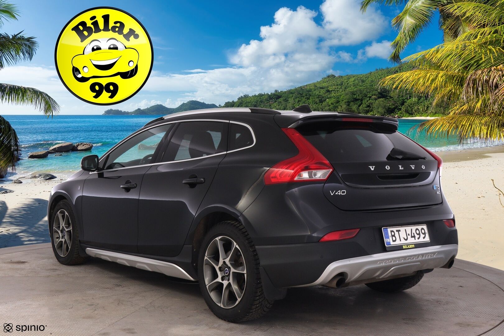 Volvo V40 Cross Country 2015 T5 AWD Business Ocean Race Polestar aut *Webasto / Adapt.Vakkari / VOC / BLIS / Navi / Koukku* - Suomiauto / Hyvä huoltohistoria / Kahdet Volvon alumiinivanteet / Hyvät nastarenkaat