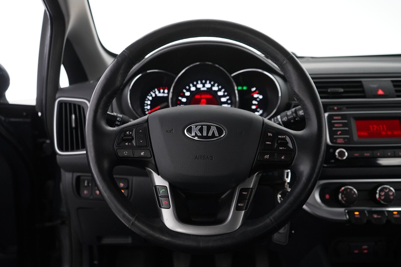 Kia Rio 2016 1,2 ISG EX 5D EcoDynamics  *Vakkari / Lohkolämmitin / Tutkat / Ratinlämmitin* - 1.Om Suomi-auto / Kahdet renkaat / Täydellinen huoltohistoria / Viimeisin huolto 03/25 41tkm!