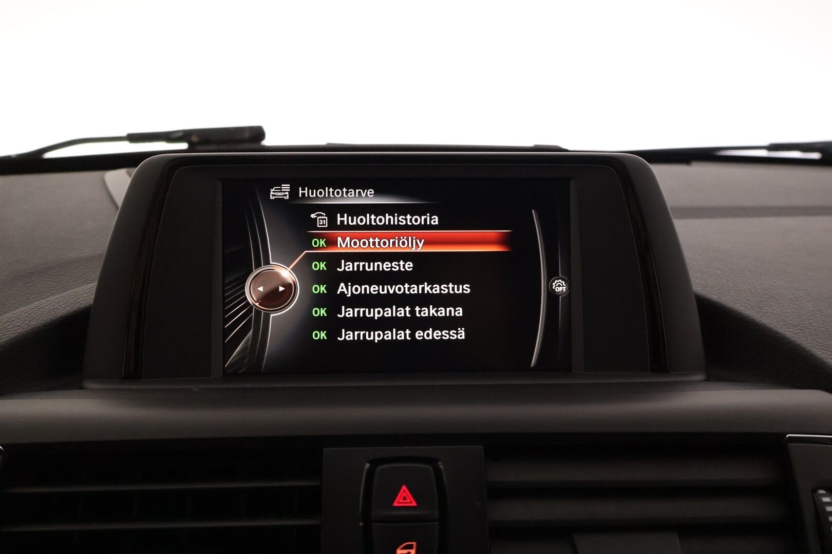 BMW 120 2016 F20 Hatchback 120d A xDrive Business Sport * Harman/Kardon / M-sport ratti / Suomi-auto * - * 2x renkaat alumiinivanteilla ja hyvillä kumeilla / Käytännöllinen Neliveto *