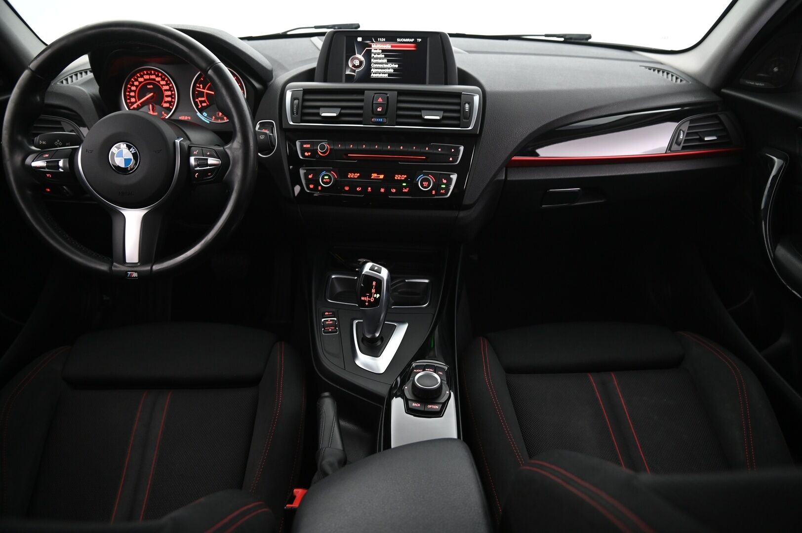 BMW 120 2016 F20 Hatchback 120d A xDrive Business Sport * Harman/Kardon / M-sport ratti / Suomi-auto * - * 2x renkaat alumiinivanteilla ja hyvillä kumeilla * - Osta nyt, maksa vasta ensi vuonna