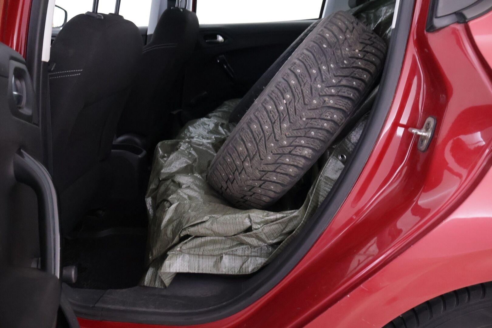 Peugeot 208 2015 Active VTi 82 5-ov- YritysOutlet - Myydään vain yrityksille