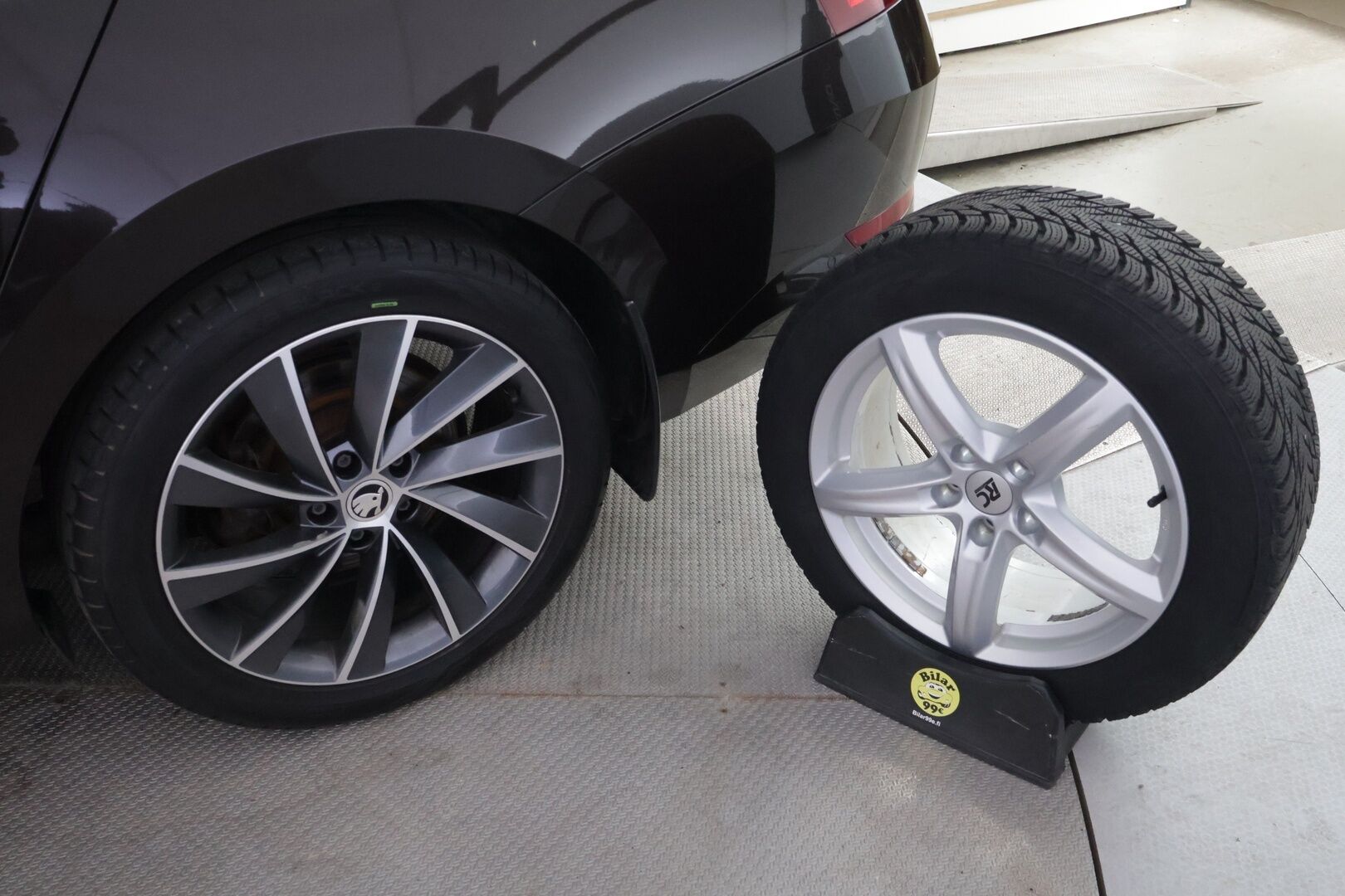 Skoda Superb 2016 1,4 TSI ACT L&K DSG Autom * L&K / Canton / Xenon / Koukku / ACC / Kattoluukku / BLIS / Navi * - *Suomi-auto / Kahdet renkaat * - HULLU BLACKWEEK KORKOTARJOUS 2,49%