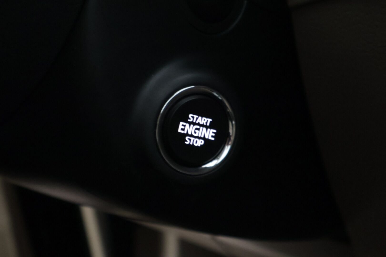 Skoda Superb 2016 1,4 TSI ACT L&K DSG Autom *Webasto / L&K / Canton / Xenon / Koukku / ACC / Kattoluukku / BLIS / Navi* - *Suomi-auto / Kahdet renkaat *