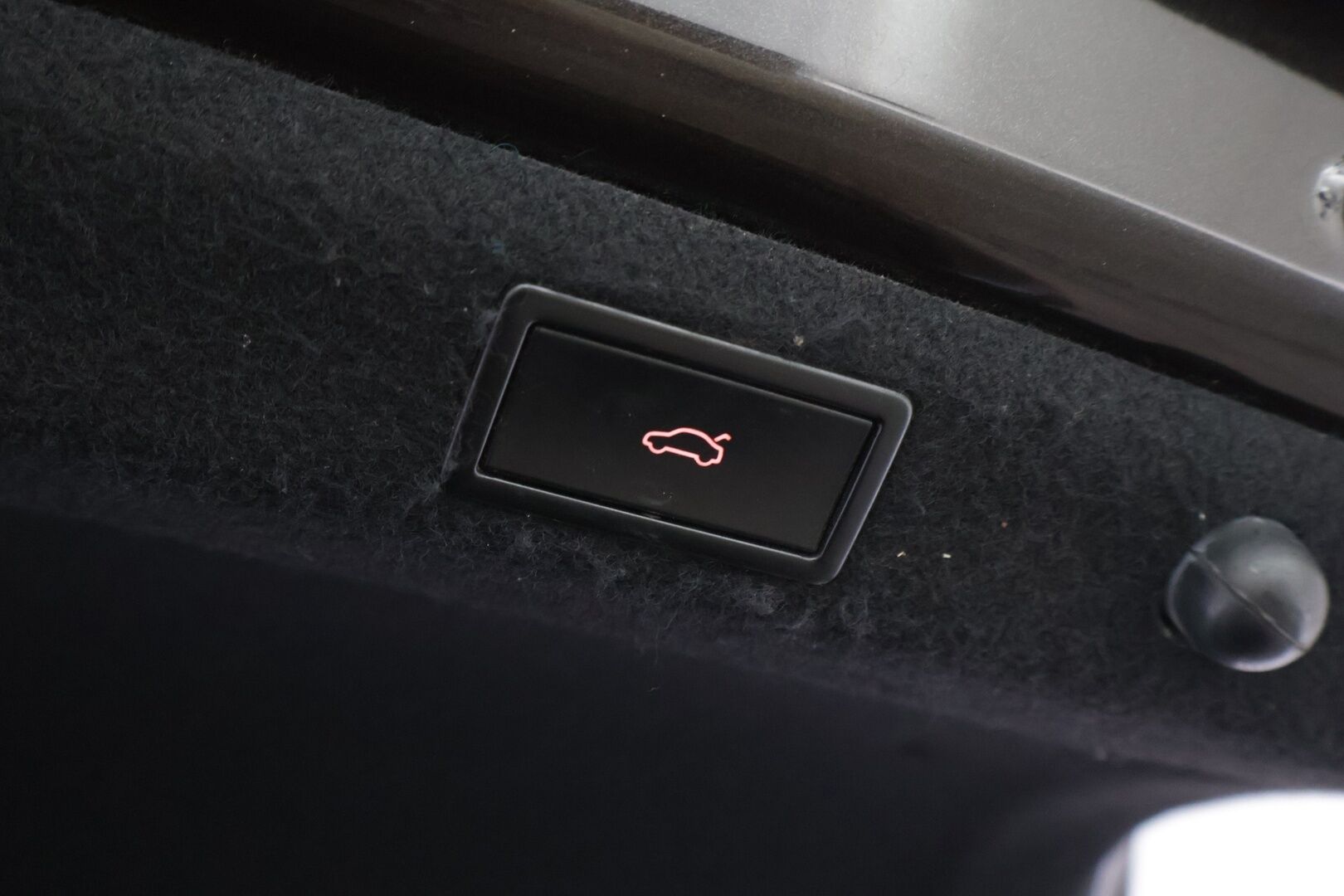 Skoda Superb 2016 1,4 TSI ACT L&K DSG Autom *Webasto / L&K / Canton / Xenon / Koukku / ACC / Kattoluukku / BLIS / Navi* - *Suomi-auto / Kahdet renkaat *