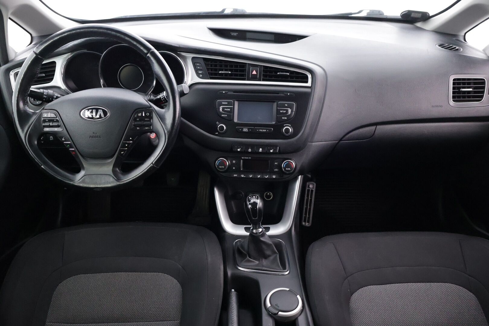 Kia cee'd 2016 1,0 ISG 120hv EX 5D EcoDynamics - | Koukku | Vakkari | P.Kamera | Lohko+sp | Ratinlämmitin | Juuri katsastettu | Kahdet hyvät renkaat |