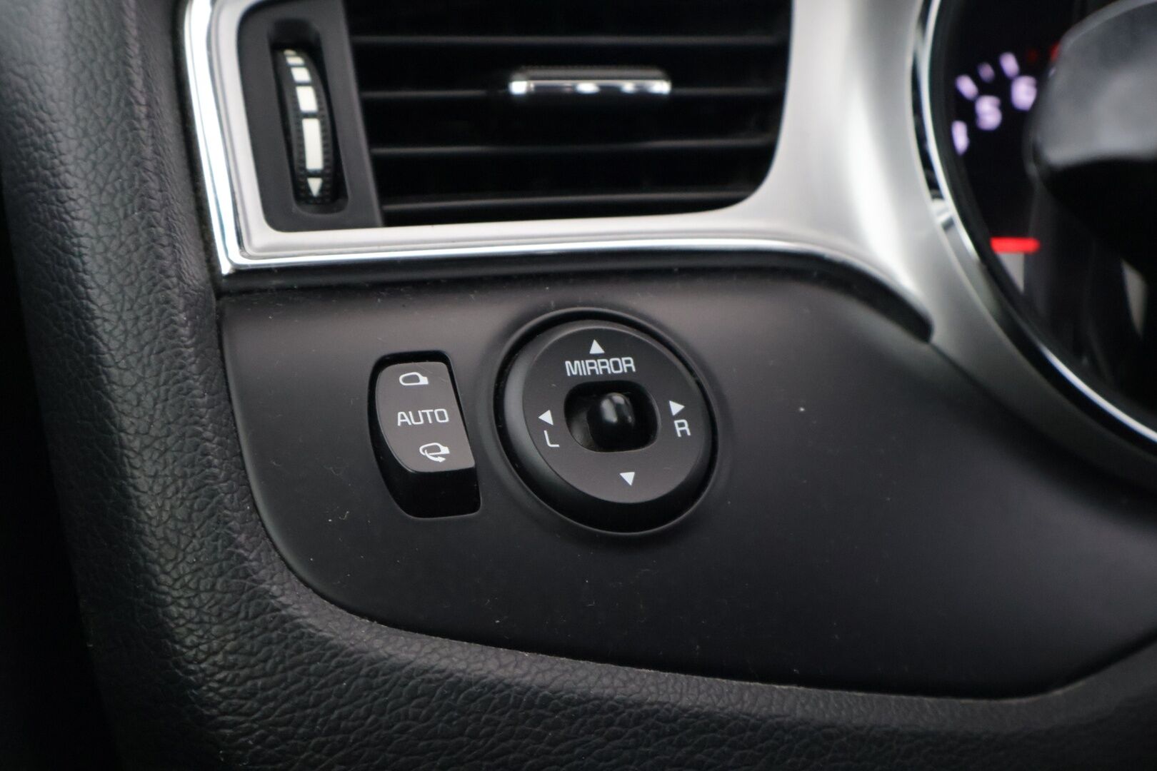 Kia cee'd 2016 1,0 ISG 120hv EX 5D EcoDynamics - | Koukku | Vakkari | P.Kamera | Lohko+sp | Ratinlämmitin | Juuri katsastettu | Kahdet hyvät renkaat |