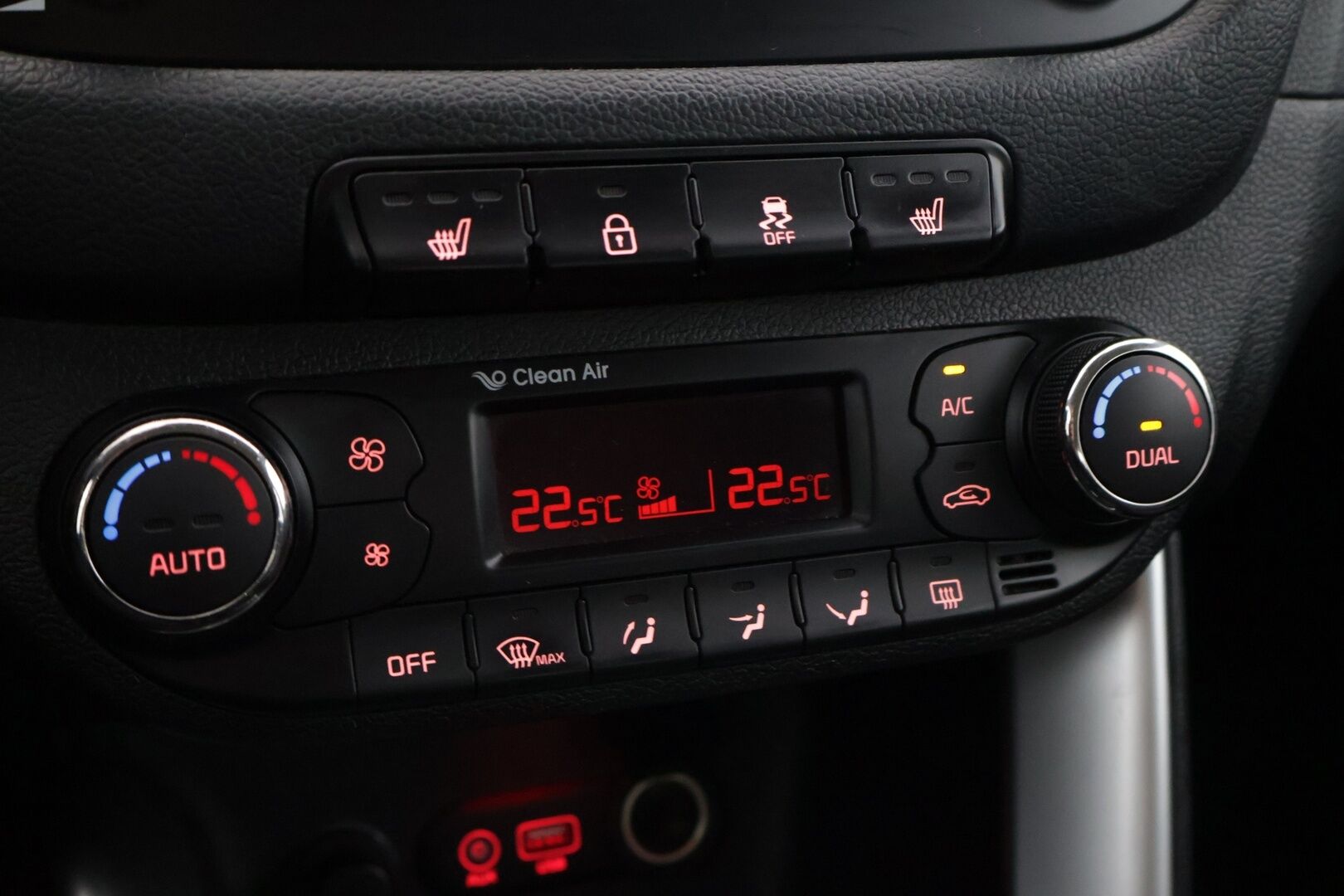 Kia cee'd 2016 1,0 ISG 120hv EX 5D EcoDynamics - | Koukku | Vakkari | P.Kamera | Lohko+sp | Ratinlämmitin | Juuri katsastettu | Kahdet hyvät renkaat |