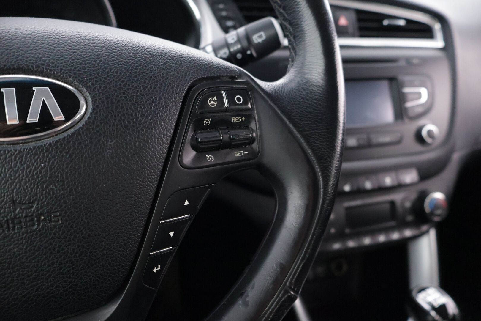 Kia cee'd 2016 1,0 ISG 120hv EX 5D EcoDynamics - | Koukku | Vakkari | P.Kamera | Lohko+sp | Ratinlämmitin | Juuri katsastettu | Kahdet hyvät renkaat |