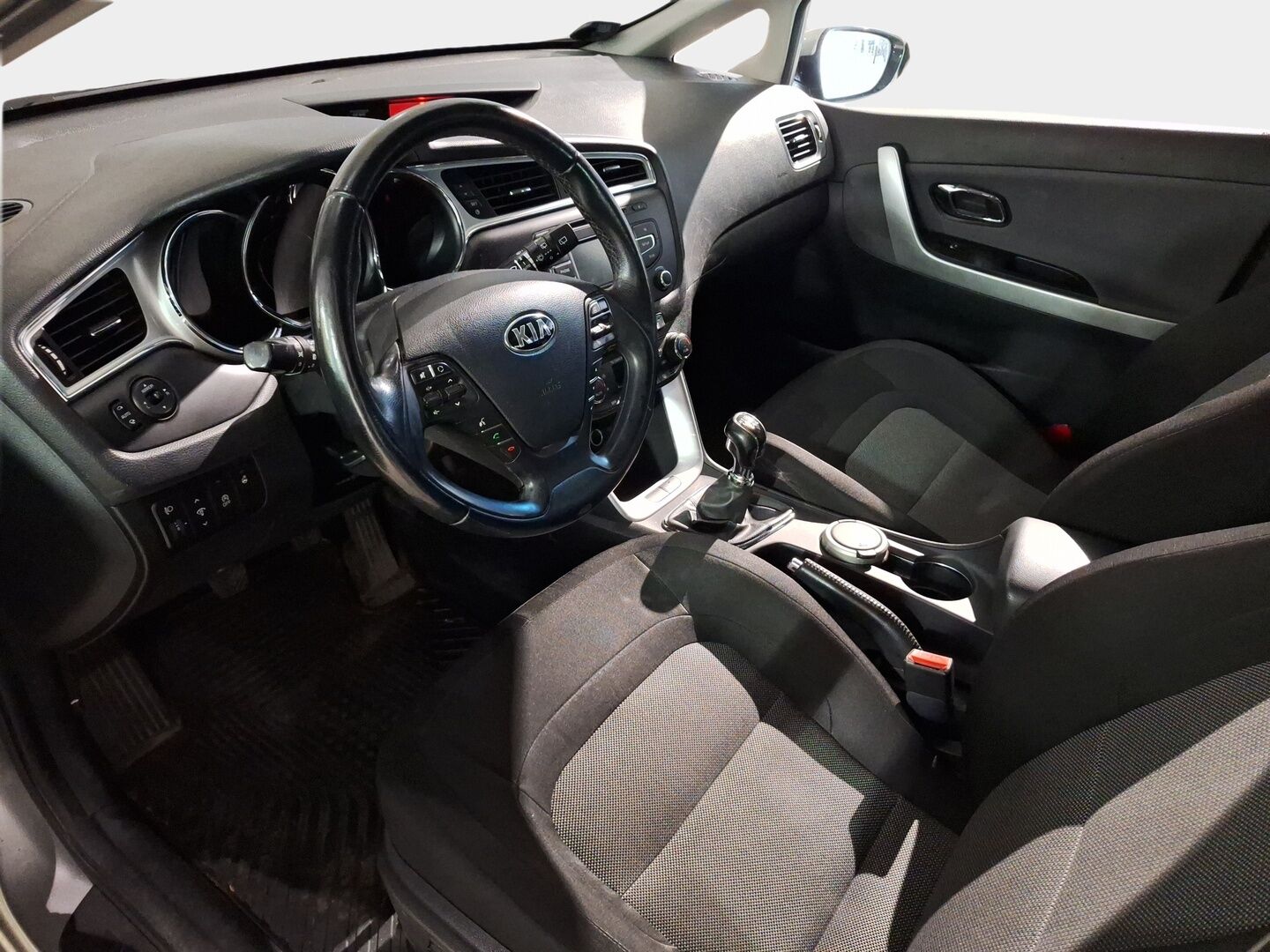 Kia cee'd 2016 1,0 ISG 120hv EX 5D EcoDynamics - | Koukku | Vakkari | P.Kamera | Lohko+sp | Ratinlämmitin | Juuri katsastettu | Kahdet hyvät renkaat |