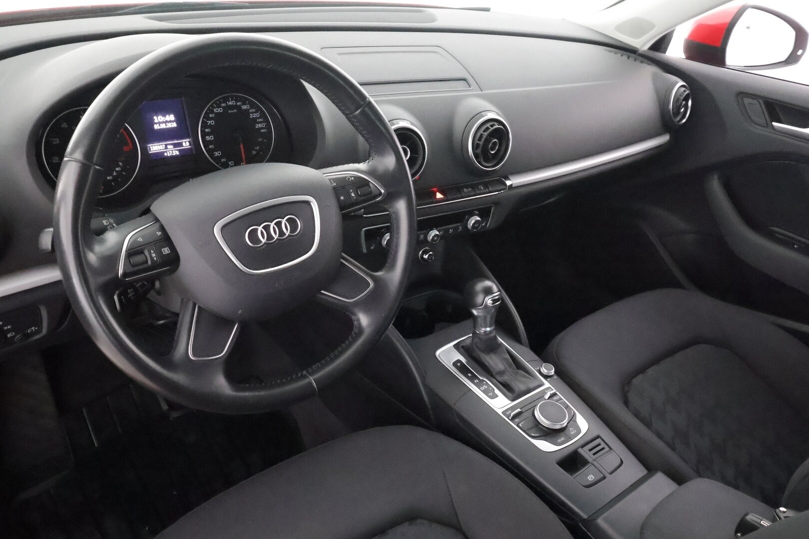 Audi A3 2015 Sportback Business 1,4 TFSI 92 kW S tronic - | Vakkari | Lohko | P.tutka | Xenon | Bluetooth | 1.Om Suomi-auto | Kahdet Renkaat |