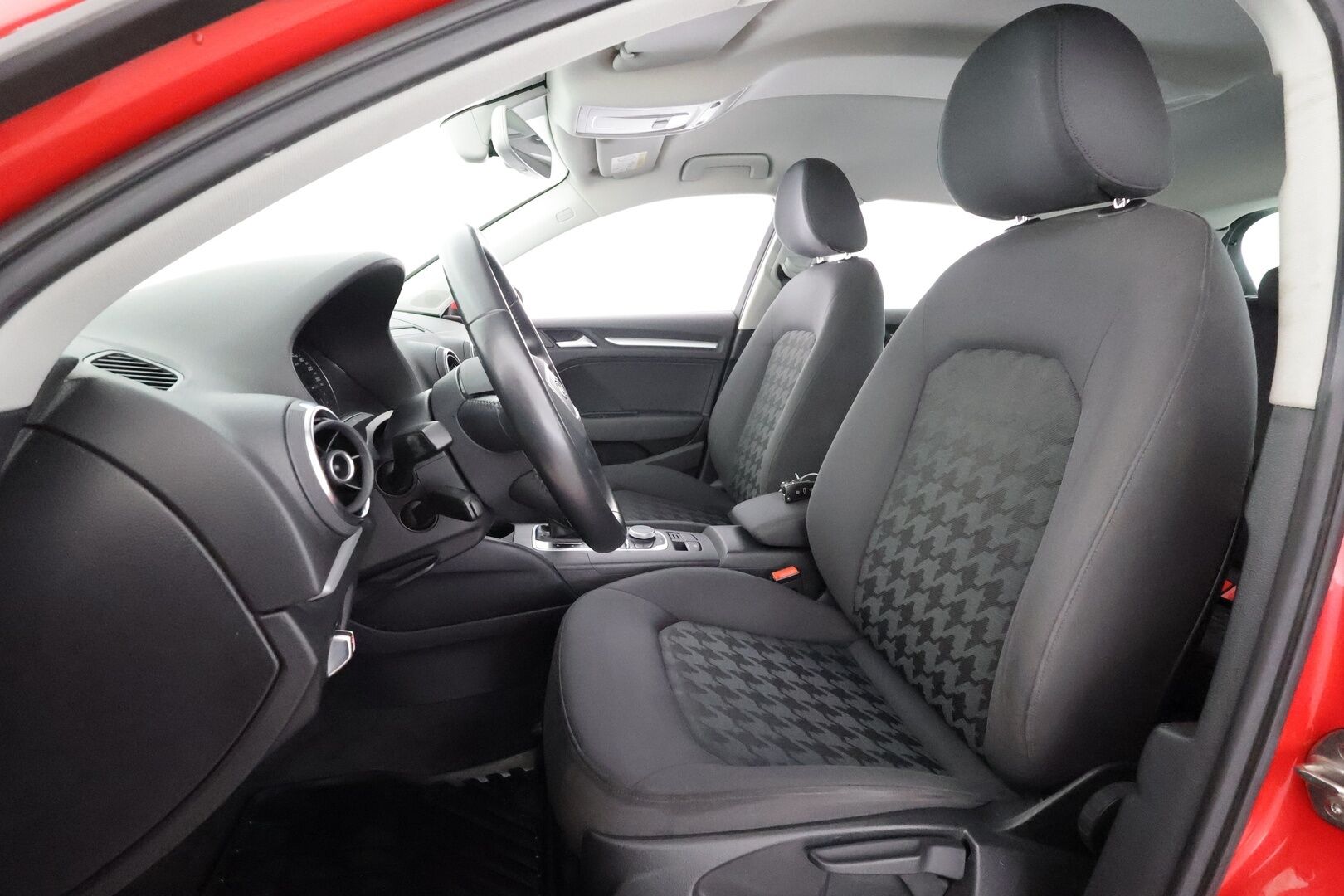 Audi A3 2015 Sportback Business 1,4 TFSI 92 kW S tronic - | Vakkari | Lohko | P.tutka | Xenon | Bluetooth | 1.Om Suomi-auto | Kahdet Renkaat |