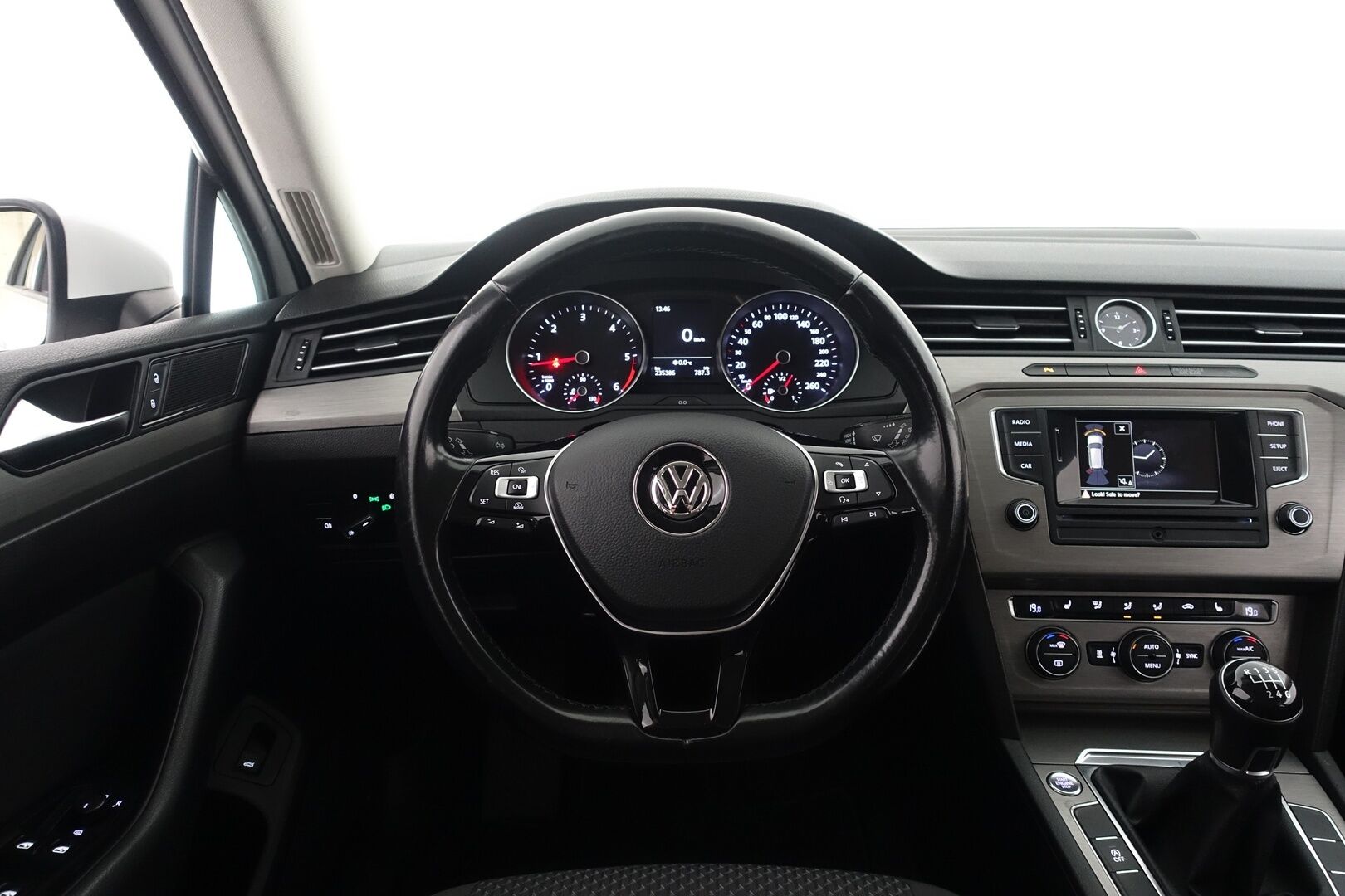 Volkswagen Passat 2016 Variant BLUEMOTION 1,6 TDI 88 kW (120 hv) - | Suomi-auto | Webasto | Navi | Vakkari | Tutkat | Aut. ilmastointi | 2X Renkaat & Aluvanteet |
