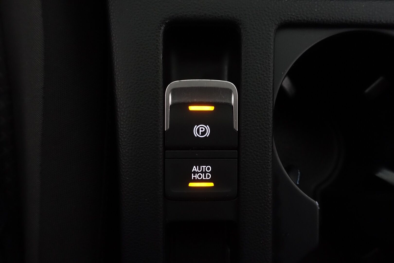 Volkswagen Passat 2016 Variant BLUEMOTION 1,6 TDI 88 kW (120 hv) - | Suomi-auto | Webasto | Navi | Vakkari | Tutkat | Aut. ilmastointi | 2X Renkaat & Aluvanteet |