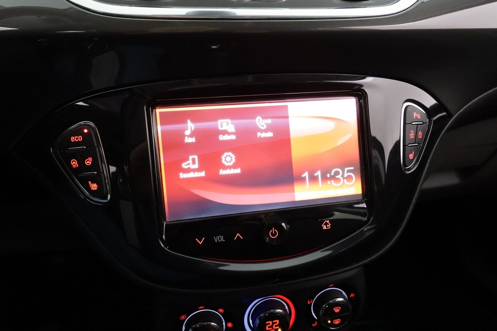 Opel Corsa 2016 Cosmo 1,0T ecoFLEX 66kW MT6 * Lohkolämmitin / Vakkari / Xenon / P.Kamera / Bluetooth / Ratinlämmitys * - Suomi-auto / Kahdet renkaat - HULLUT BLACKWEEK JATKOT - KORKOTARJOUS 2,49%