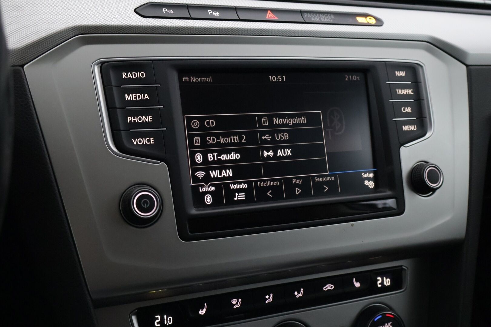 Volkswagen Passat 2016 Variant Comfortline 1,4 TSI 92 kW (125 hv) DSG-automaatti *ACC / LED / Lohkolämmitin / Sähkötoiminen takaluukku / Navi* - Suomi-auto / Kahdet hyvät renkaat 