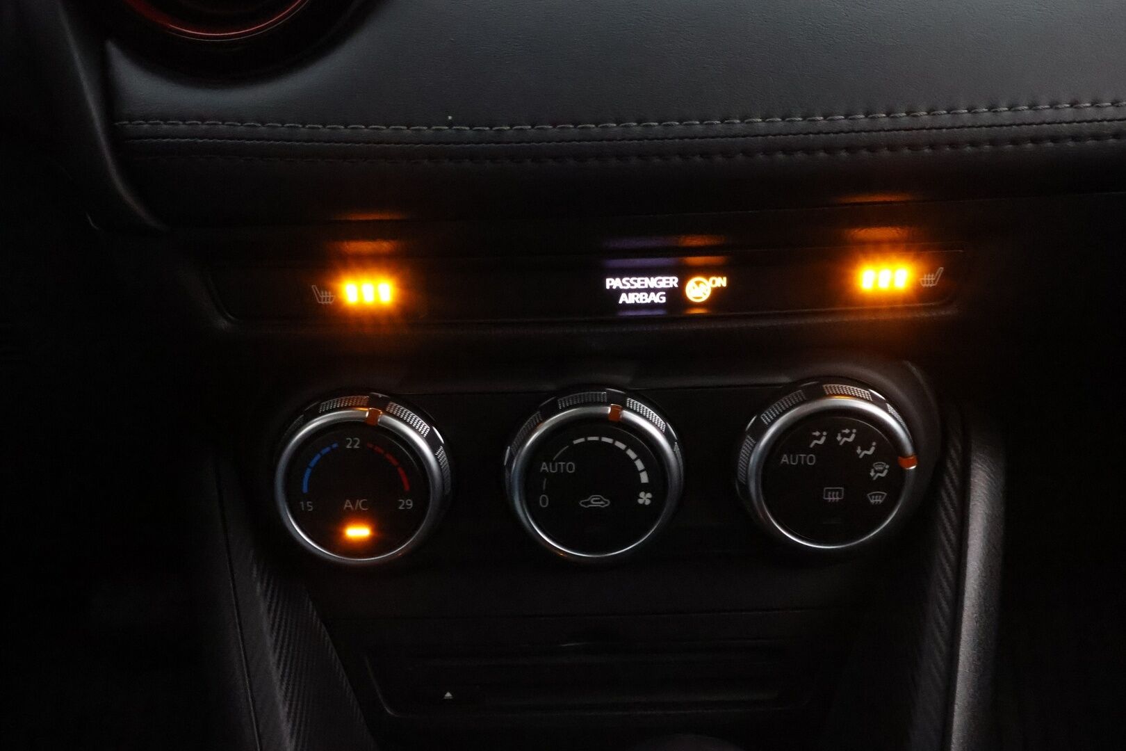 Mazda CX-3 2017 2,0 (120) SKYACTIV-G Optimum 6AT EC2O * Suomiauto / Vakkari / Navi / LED / Lohko & Sisäpistoke - 2x Uudenkarheat renkaat / Huippusiisti / Juuri tullut Tampereelle!