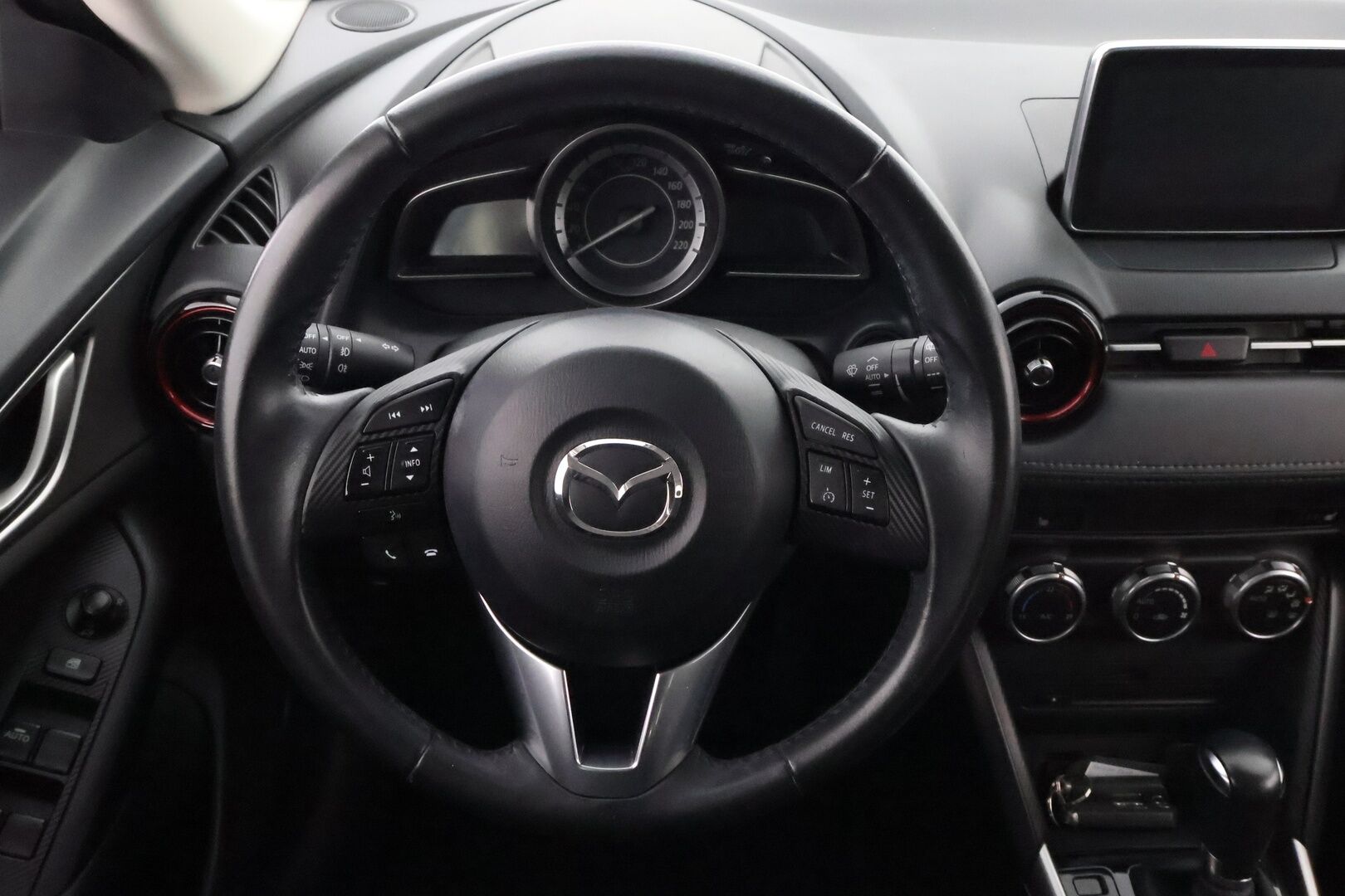Mazda CX-3 2017 2,0 (120) SKYACTIV-G Optimum 6AT EC2O * Suomiauto / Vakkari / Navi / LED / Lohko & Sisäpistoke - 2x Uudenkarheat renkaat / Huippusiisti / Juuri tullut Tampereelle!