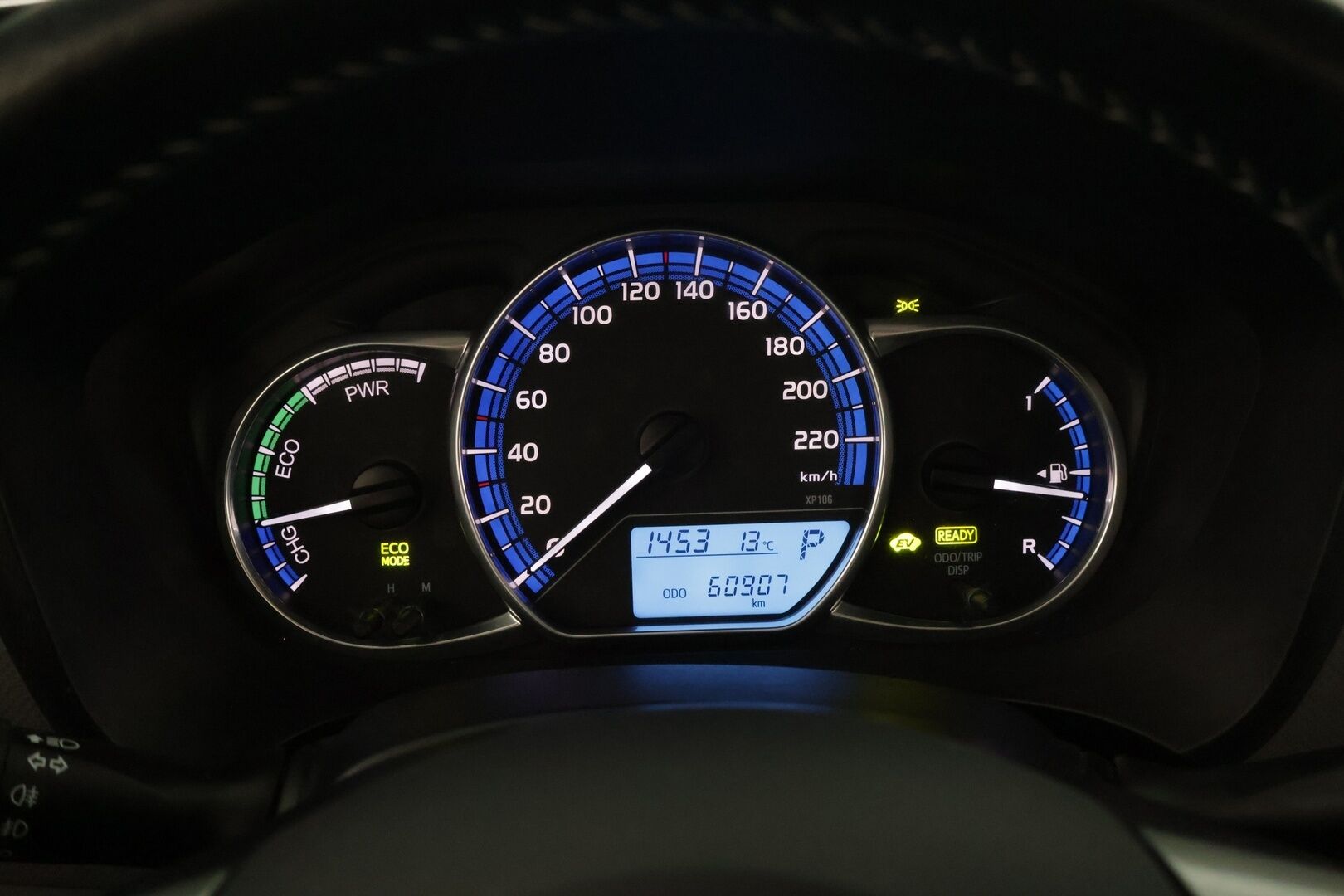 Toyota Yaris 2016 1,5 Hybrid Active 5ov ** Vakionopeudensäädin / Kamera / Navi / Lohko - *Suomi-auto / Kahdet renkaat / Siisti* - HULLUT AVAJAISHULINAT KORKOTARJOUS 3,29 %