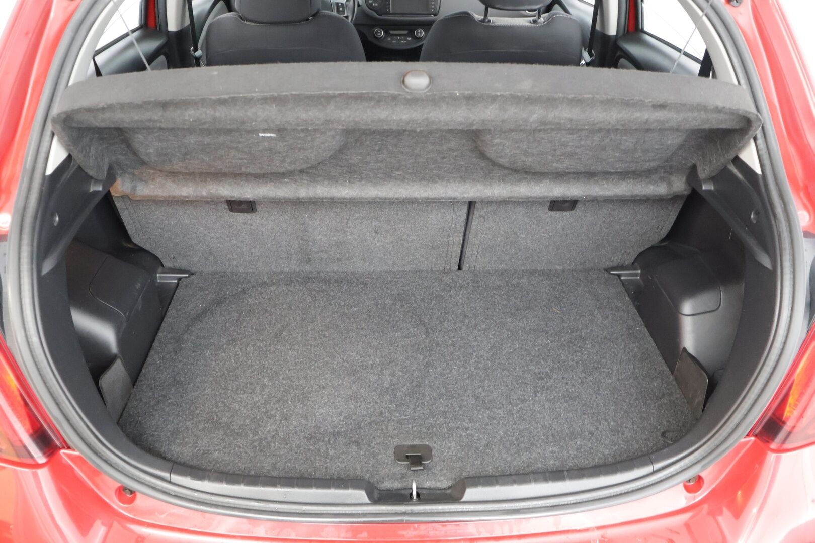 Toyota Yaris 2016 1,5 Hybrid Active 5ov ** Vakionopeudensäädin / Kamera / Navi / Lohko - *Suomi-auto / Kahdet renkaat / Siisti* - HULLUT AVAJAISHULINAT KORKOTARJOUS 3,29 %