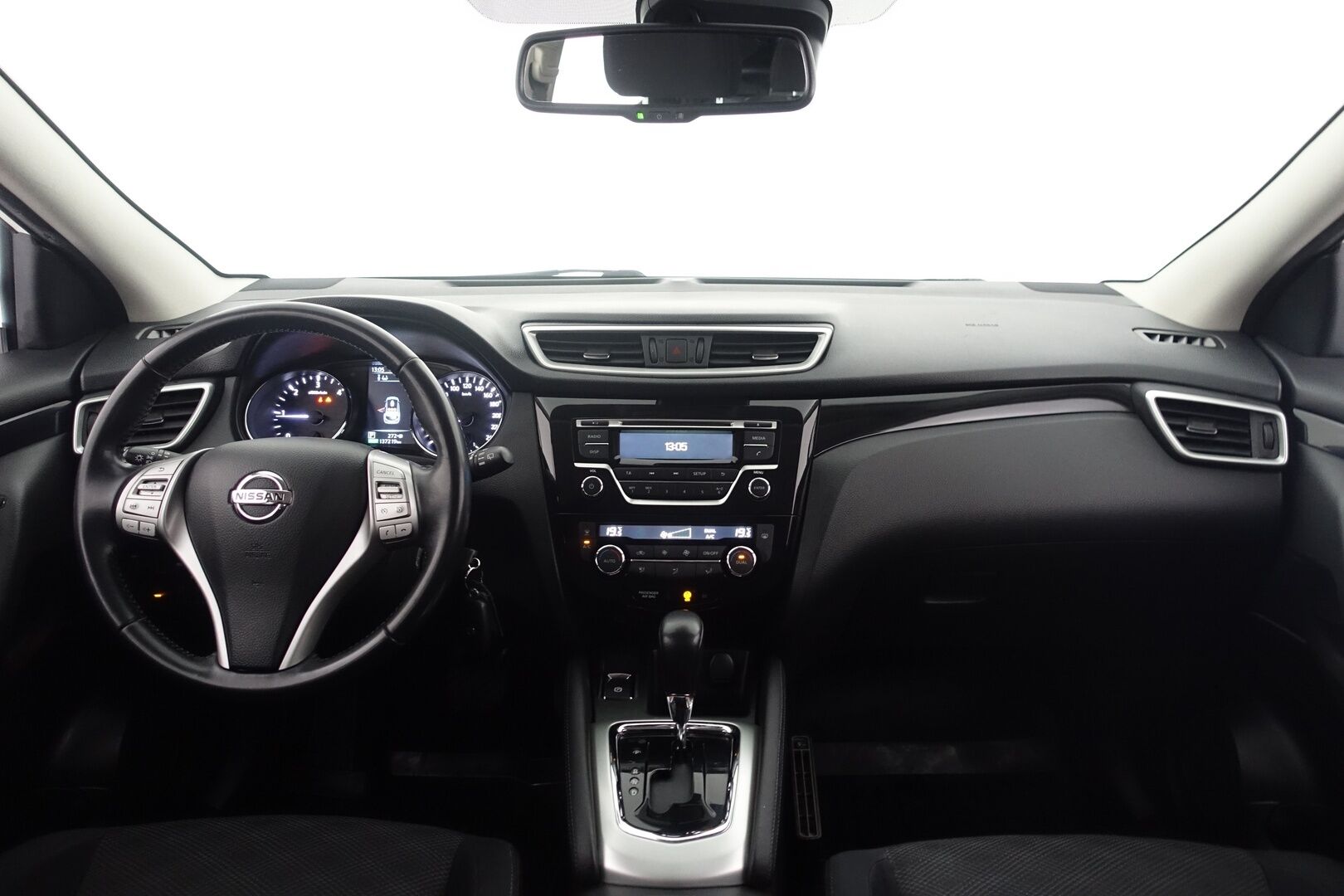 Nissan Qashqai 2017 dCi 130 Acenta 2WD Xtronic E6 Safety Pack - | Vakkari | Lohko + Sisäp. | P.Tutkat | Bluetooth | 2 Om. Suomiauto | 2X Renkaat & Vanteet |