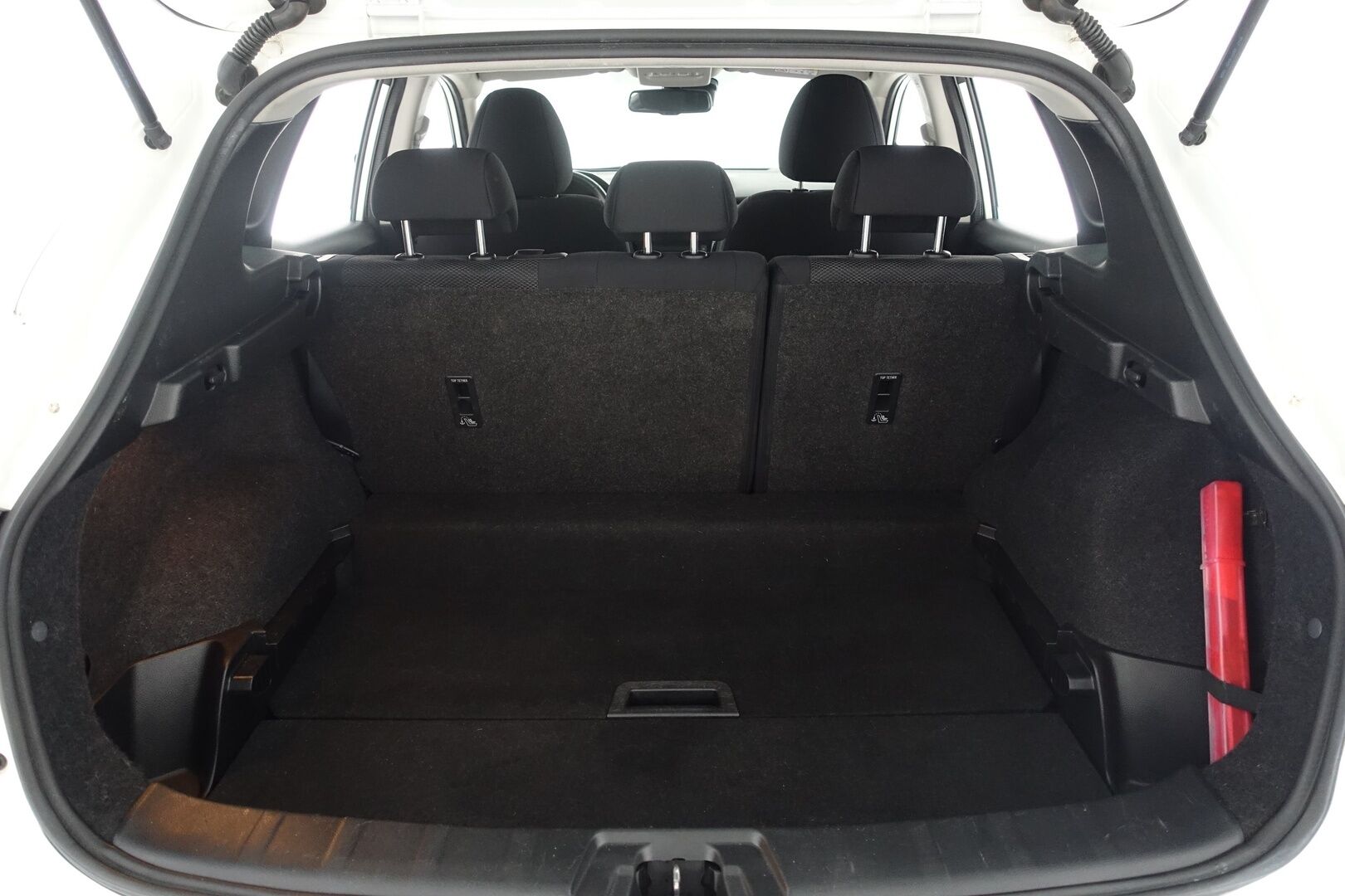 Nissan Qashqai 2017 dCi 130 Acenta 2WD Xtronic E6 Safety Pack - | Vakkari | Lohko + Sisäp. | P.Tutkat | Bluetooth | 2 Om. Suomiauto | 2X Renkaat & Vanteet |