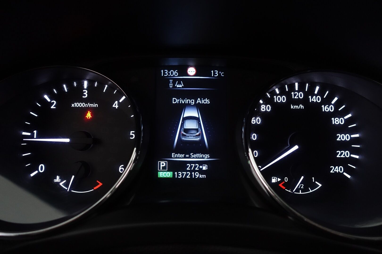 Nissan Qashqai 2017 dCi 130 Acenta 2WD Xtronic E6 Safety Pack - | Vakkari | Lohko + Sisäp. | P.Tutkat | Bluetooth | 2 Om. Suomiauto | 2X Renkaat & Vanteet |