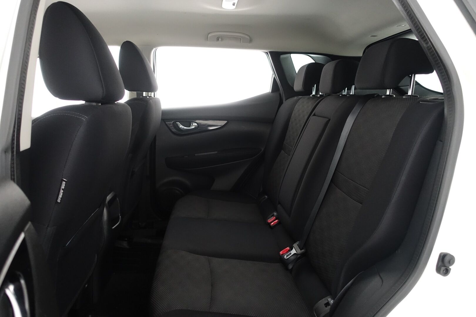 Nissan Qashqai 2017 dCi 130 Acenta 2WD Xtronic E6 Safety Pack - | Vakkari | Lohko + Sisäp. | P.Tutkat | Bluetooth | 2 Om. Suomiauto | 2X Renkaat & Vanteet |