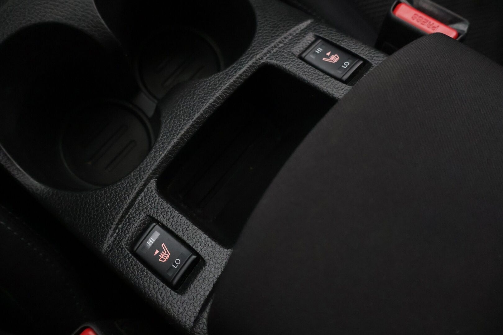 Nissan Qashqai 2016 DIG-T 115 Acenta 2WD Xtronic E6 Safety Pack *Lohko / Vakkari / Tutkat / Suomi-auto**Myydään Huutokaupat.com* - *2x Renkaat!*