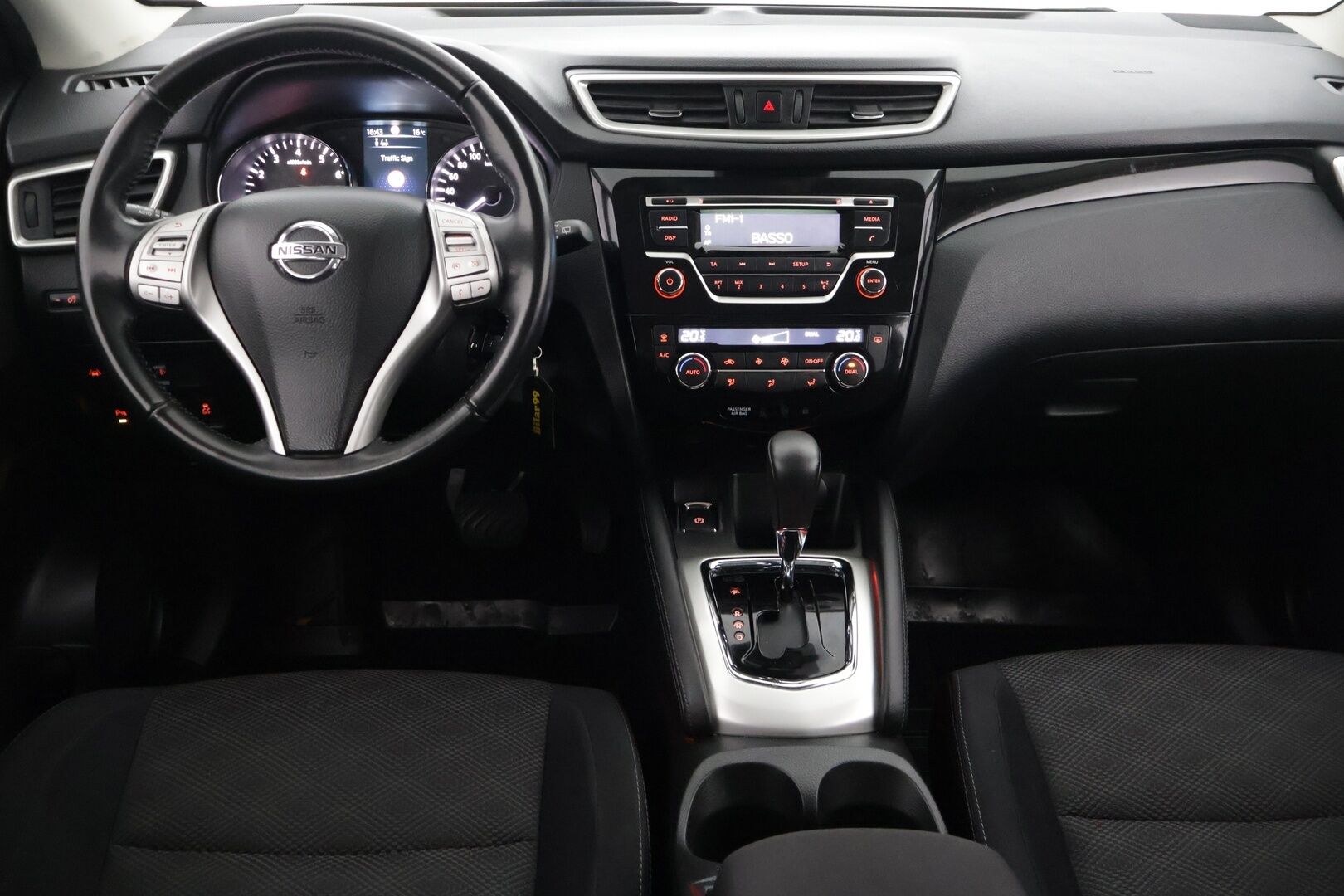 Nissan Qashqai 2016 DIG-T 115 Acenta 2WD Xtronic E6 Safety Pack / Suomi-auto / Tutkat / Lohkolämmitin - Ketju vaihdettu / Vakionopeudensäädin