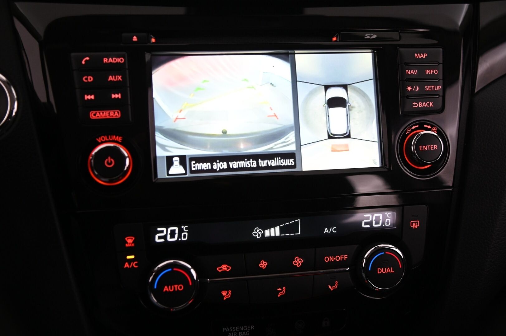 Nissan Qashqai 2016 DIG-T 115 N-Connecta 2WD Xtronic E6 *Suomi-Auto / 360-Kamera / Navi / Koukku / Lohko + pistoke / Tutkat* - *Juuri saapunut! / Sisätilalämmitin / Vakkari / Liikennemerkkien tunnistus / Kessy / 2X Renkaat* - HULLU BLACKWEEK KORKOTARJOUS 2,49%