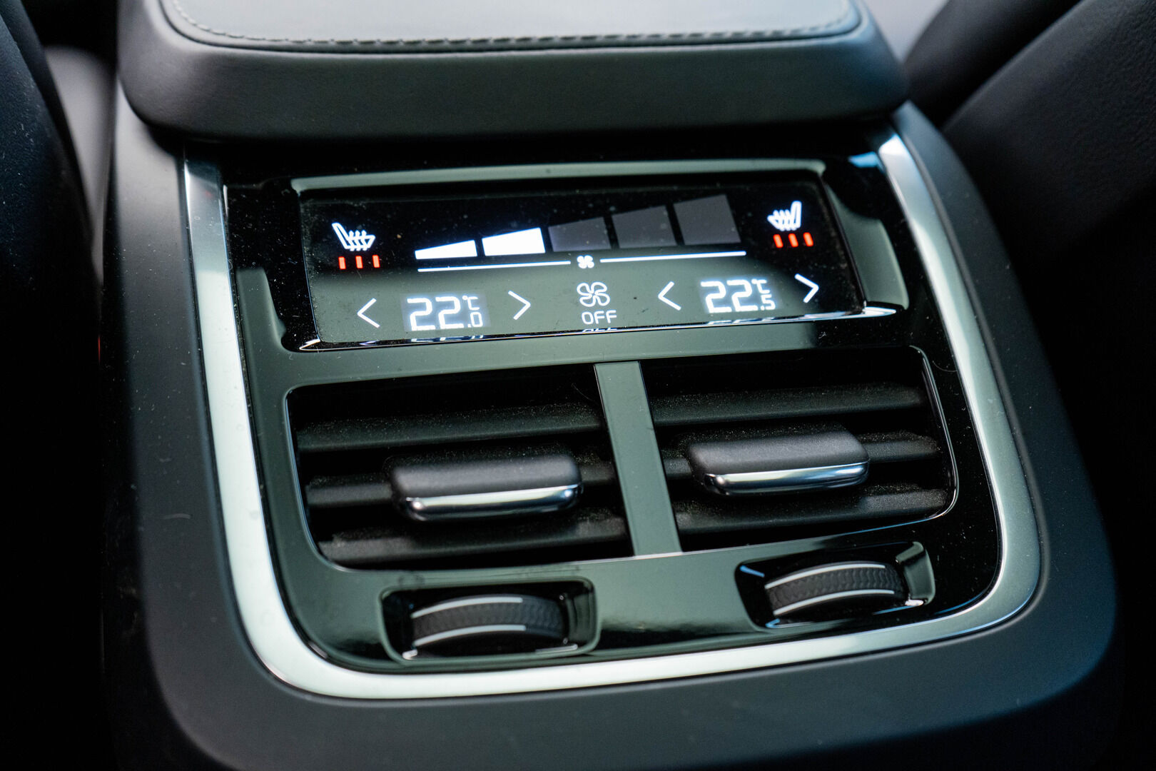 Volvo V90 2016 D5 AWD Business Inscription aut - Polestar ohjelmoitu / B&W / Super varusteet / Tosi siisti! /