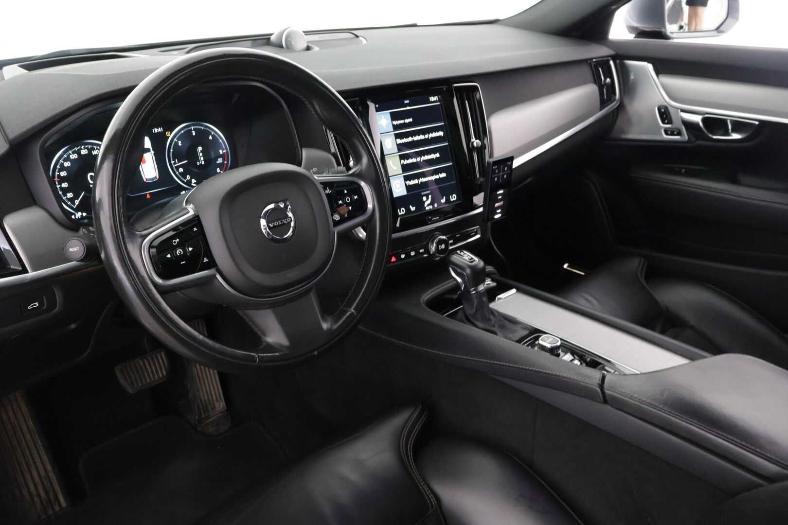 Volvo V90 2016 D5 AWD Business Inscription aut - * Polestar ohjelmoitu / B&W / AIR LIFT / HUD / 360° / Panoraama / BLIS / Muistipenkit *