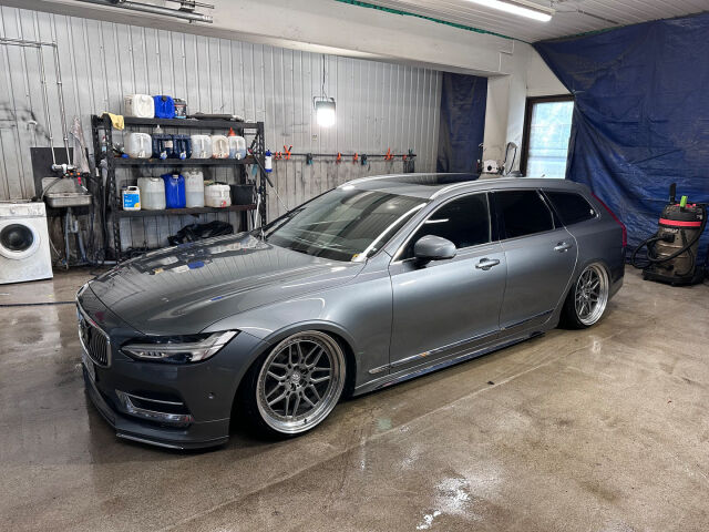 Volvo V90 -kuva