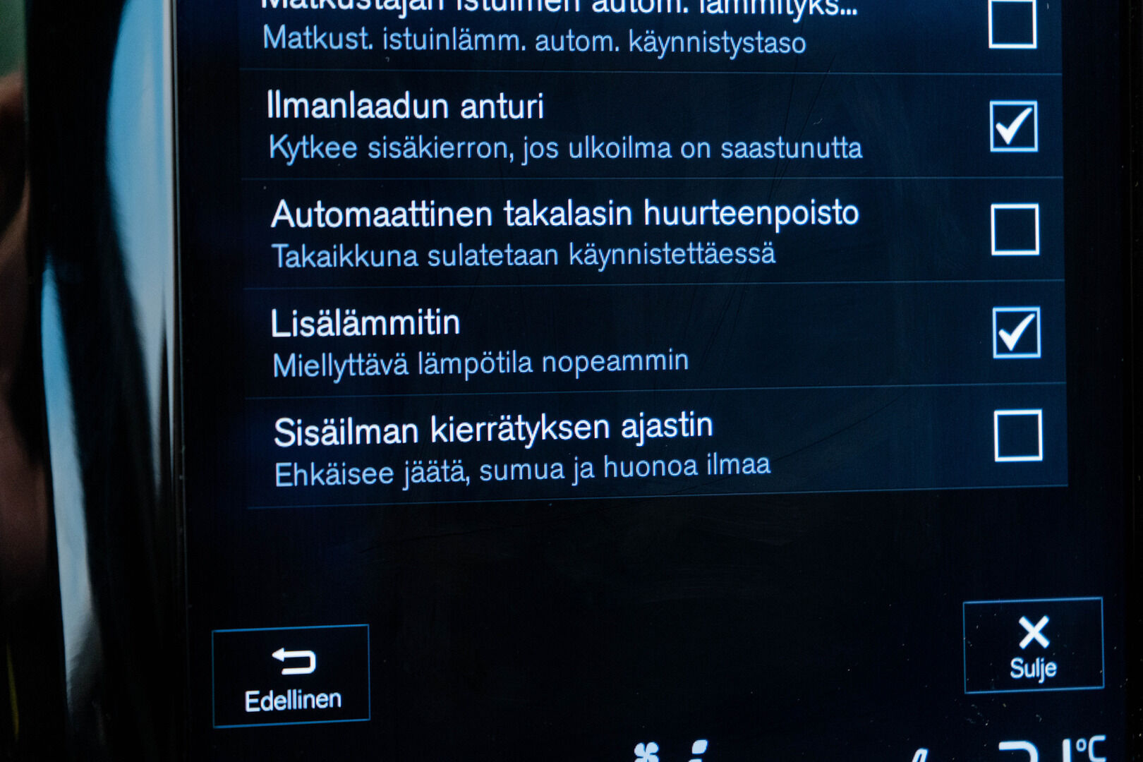 Volvo V90 2016 D5 AWD Business Inscription aut - Polestar ohjelmoitu / B&W / Super varusteet / Tosi siisti! /