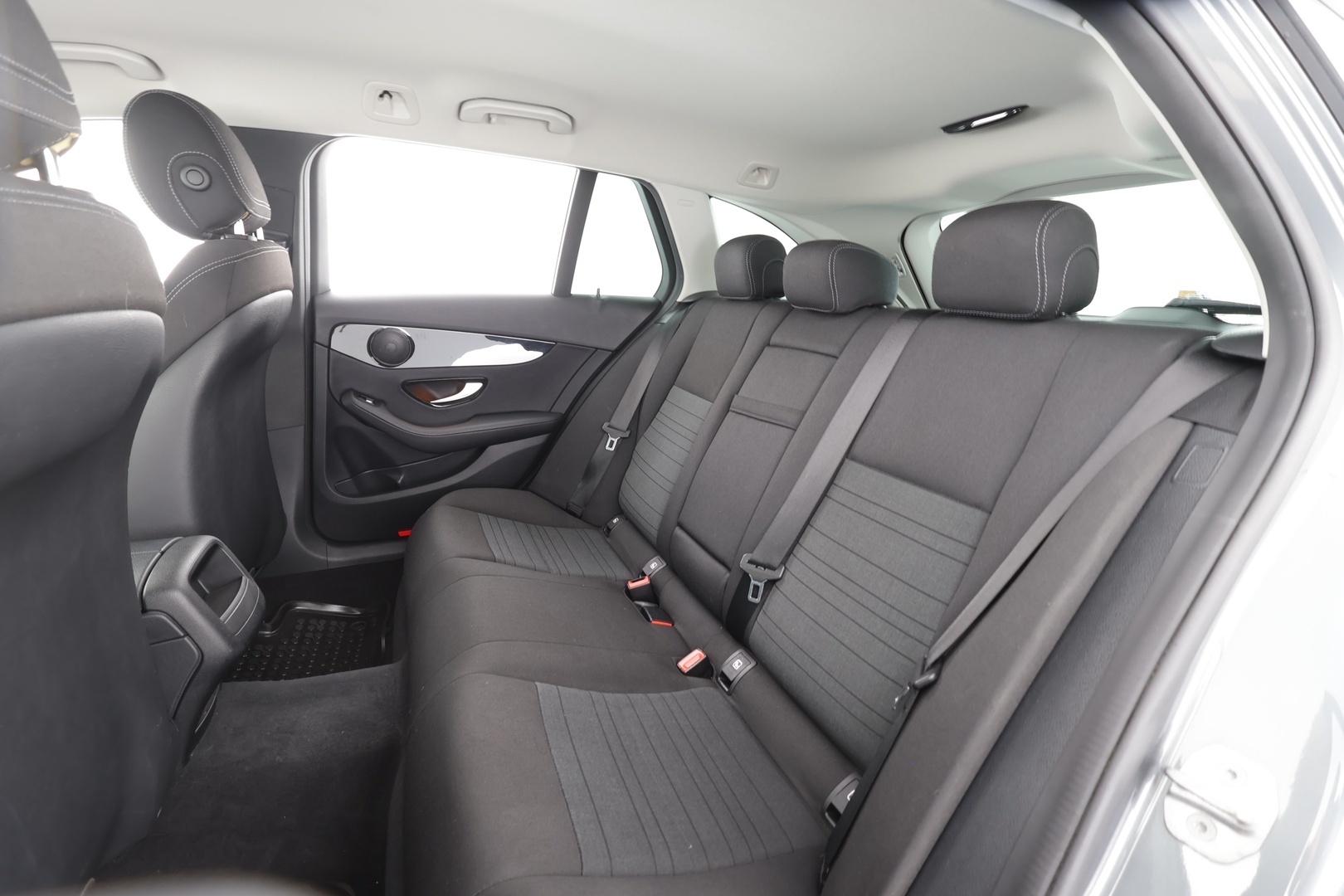 Mercedes-Benz C 2017 200 T A Business AMG * Vakkari / ILS LED / P.Tutkat / Sporttipenkit * - Suomi-auto / Viimeisin huolto ja katsastus 120tkm