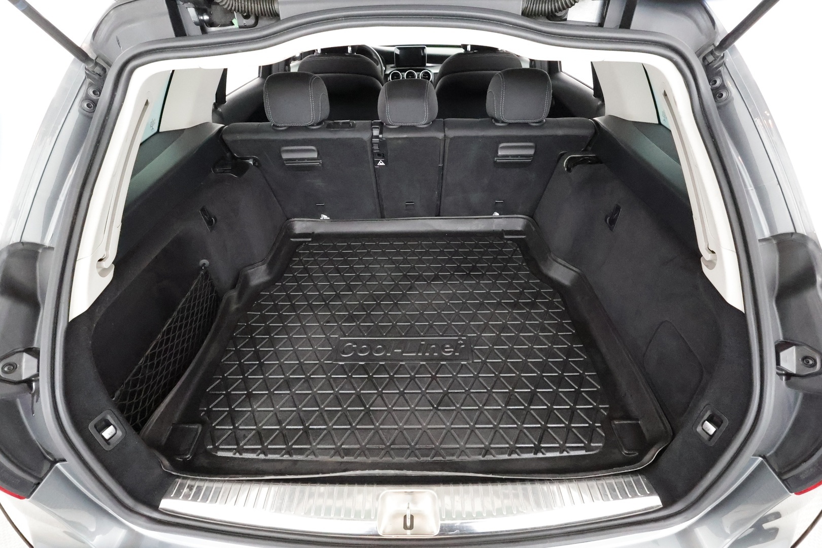 Mercedes-Benz C 2017 200 T A Business AMG * Vakkari / ILS LED / P.Tutkat / Sporttipenkit * - Suomi-auto / Viimeisin huolto ja katsastus 120tkm